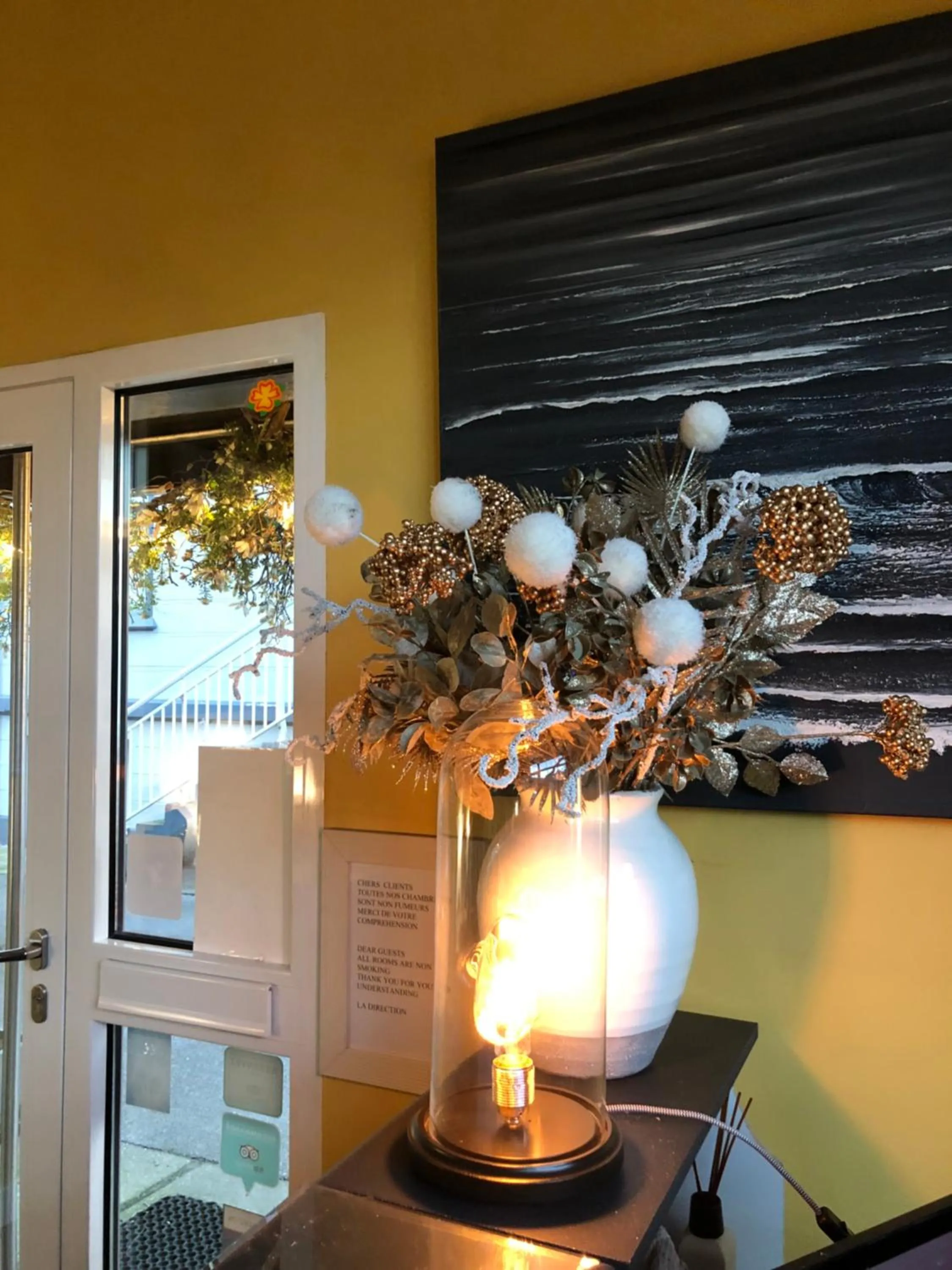 Lobby or reception in Hotel Les Embruns