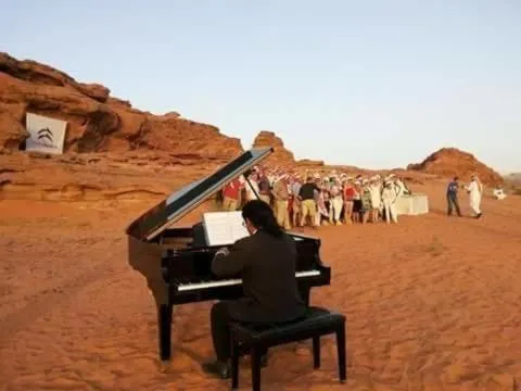 Entertainment in WadiRum Mobile Camp