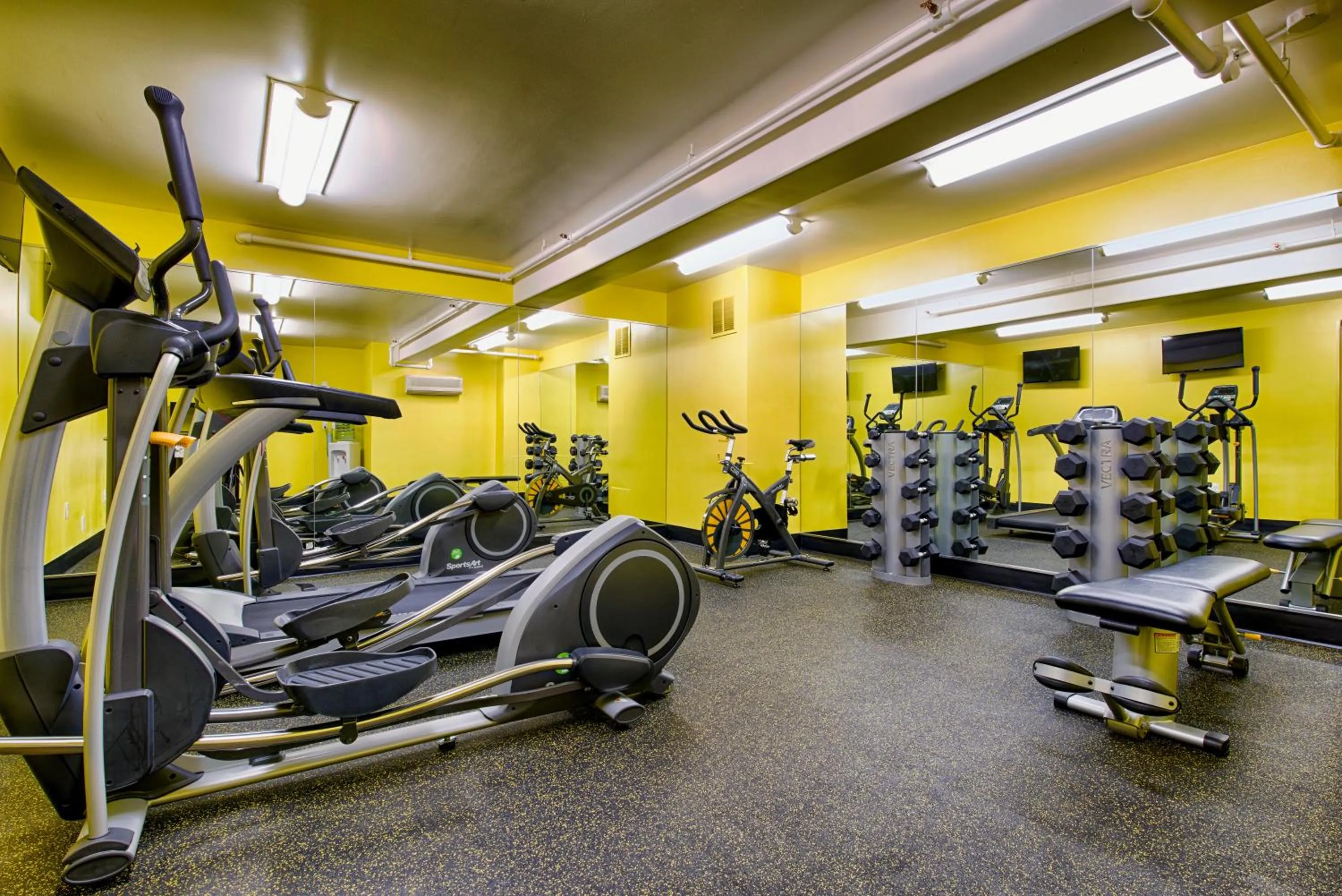 Fitness centre/facilities in Staypineapple, Hotel Rose, Downtown Portland