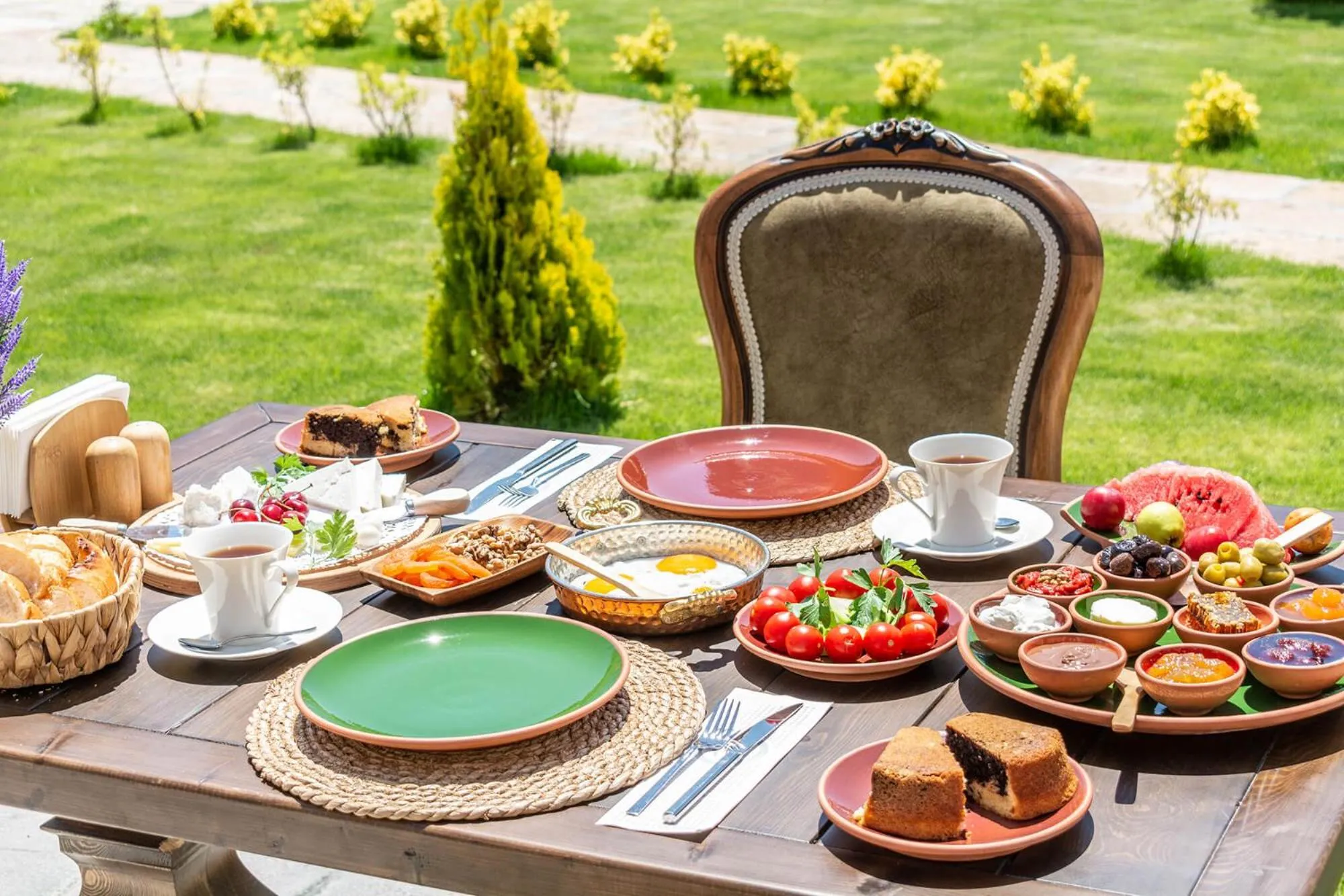 Breakfast in Zeydem Suites