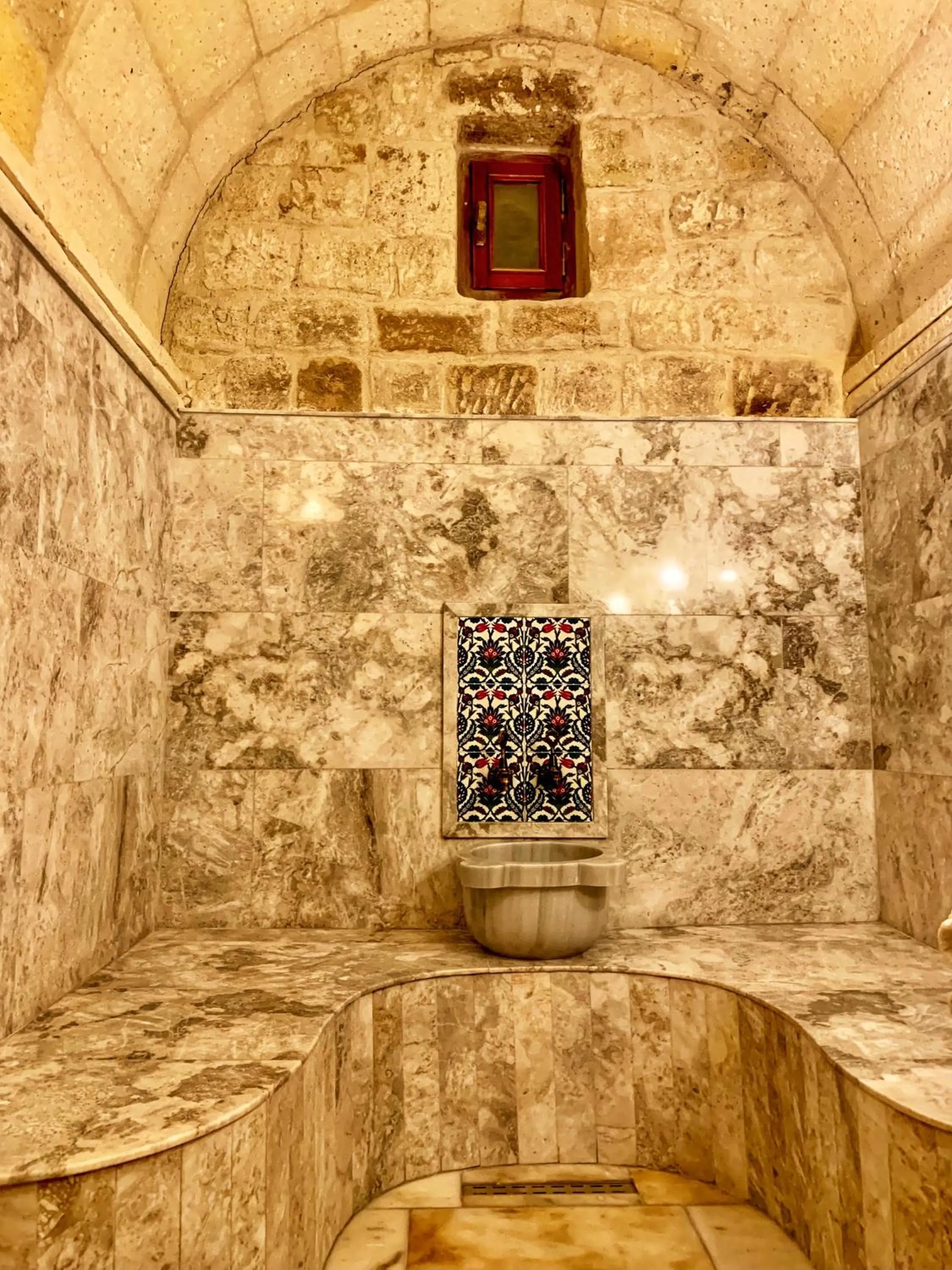 Public Bath in Zeydem Suites