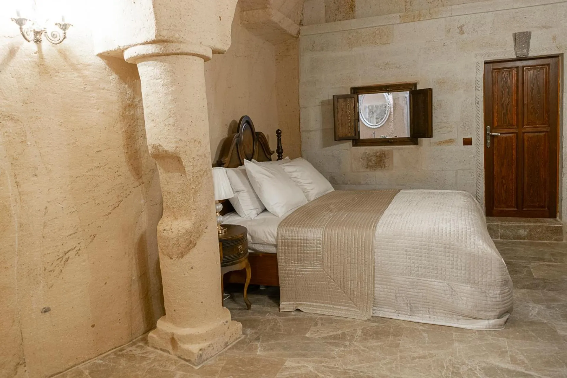 Bedroom, Bed in Zeydem Suites