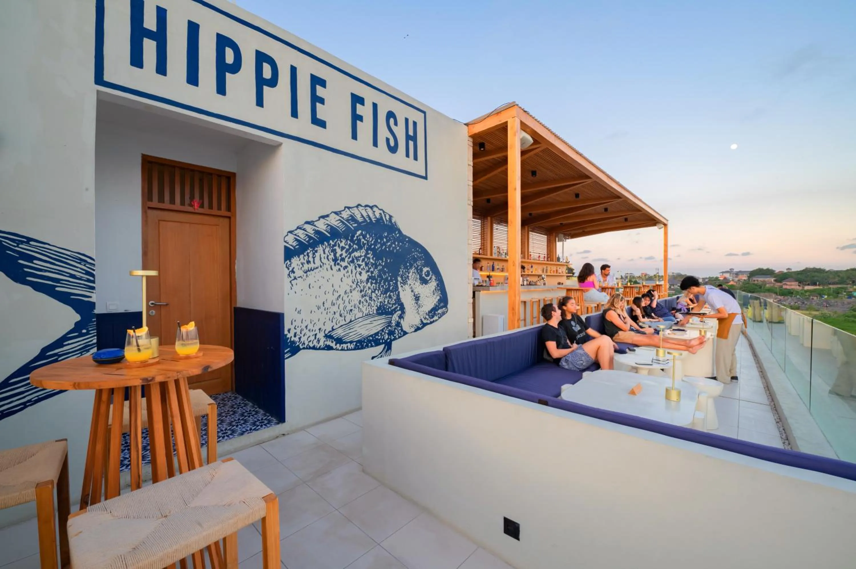 Restaurant/places to eat in Sau Bali Beach House Canggu