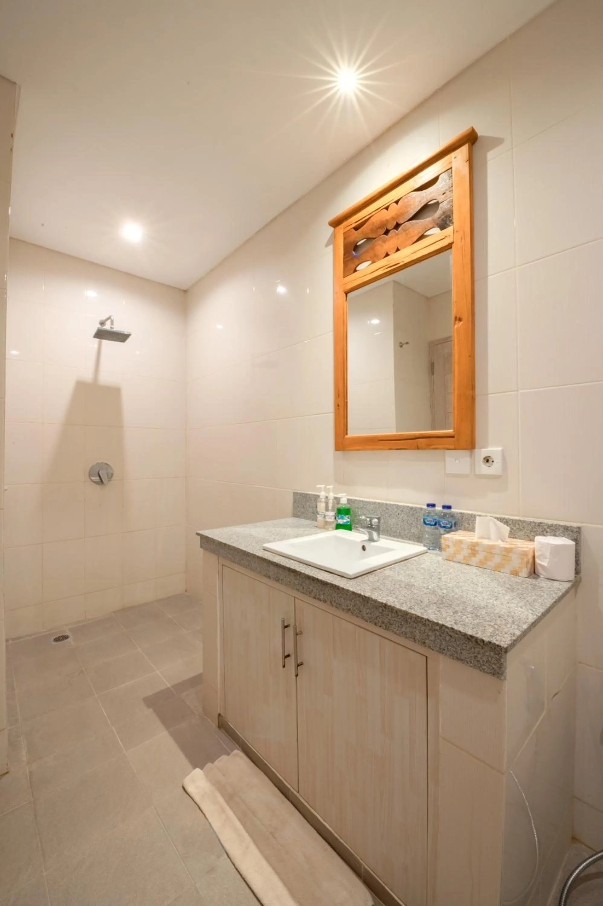 Toilet in Sau Bali Beach House Canggu