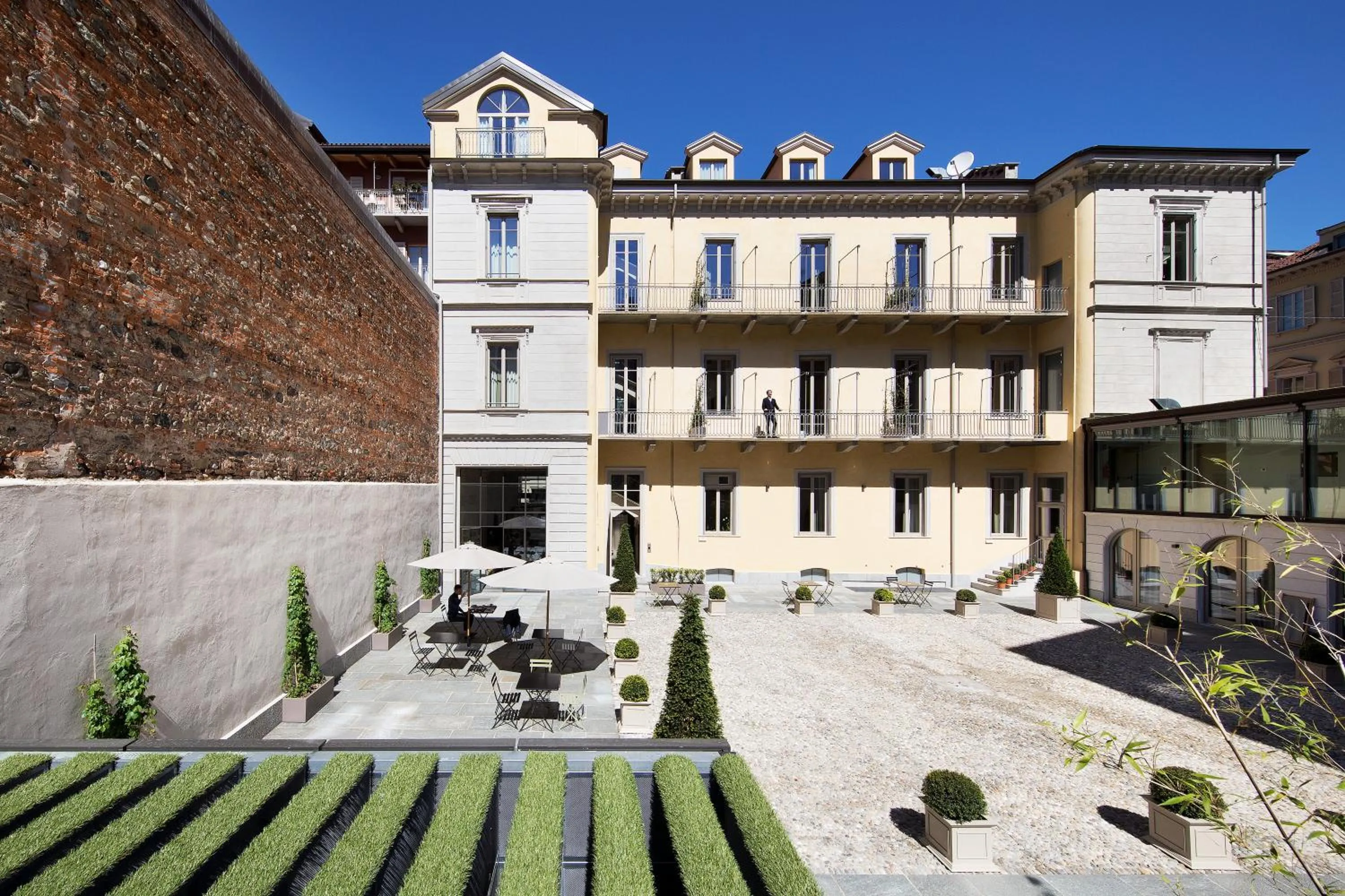 Property building in Opera35 Boutique Hotel