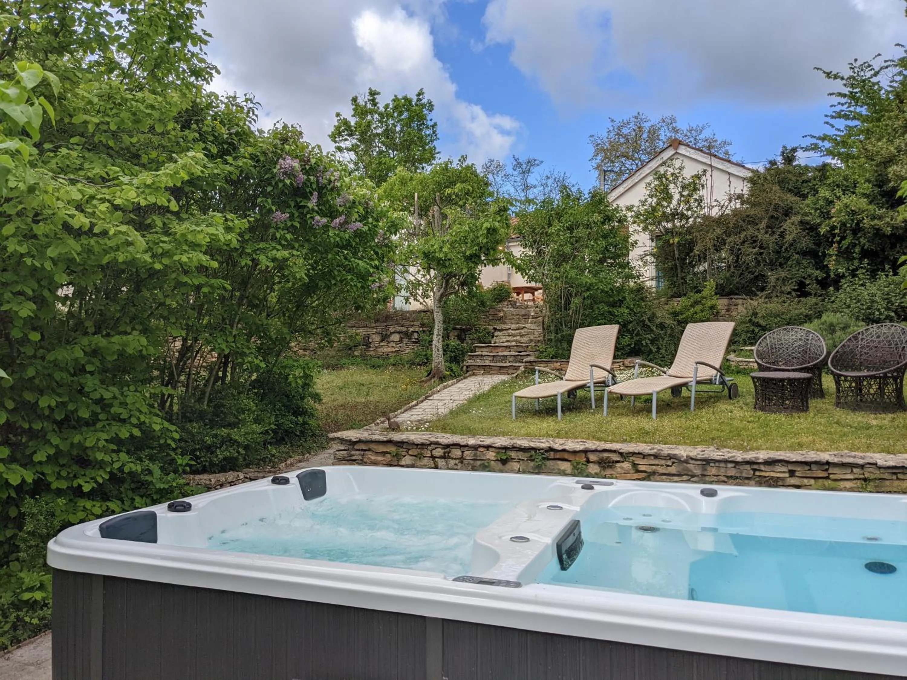 Hot Tub in La Terre d'Or