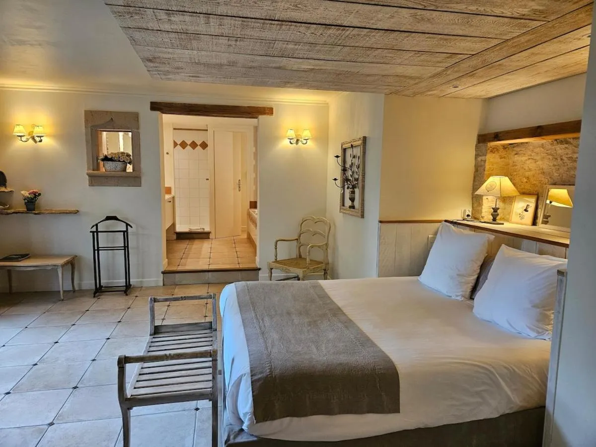 Bed in La Terre d'Or