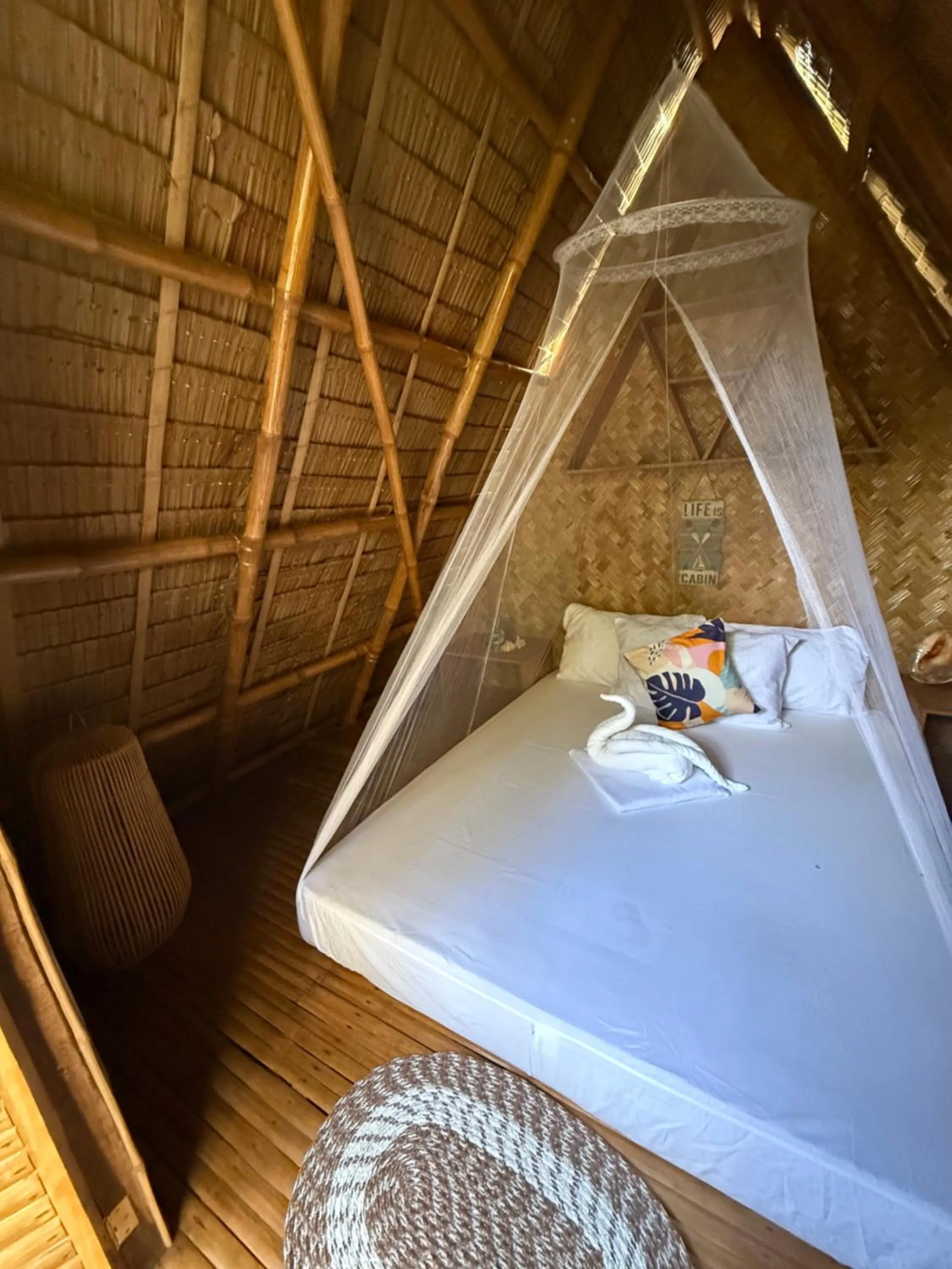 Bed in Zhaya's Beach & Cottages