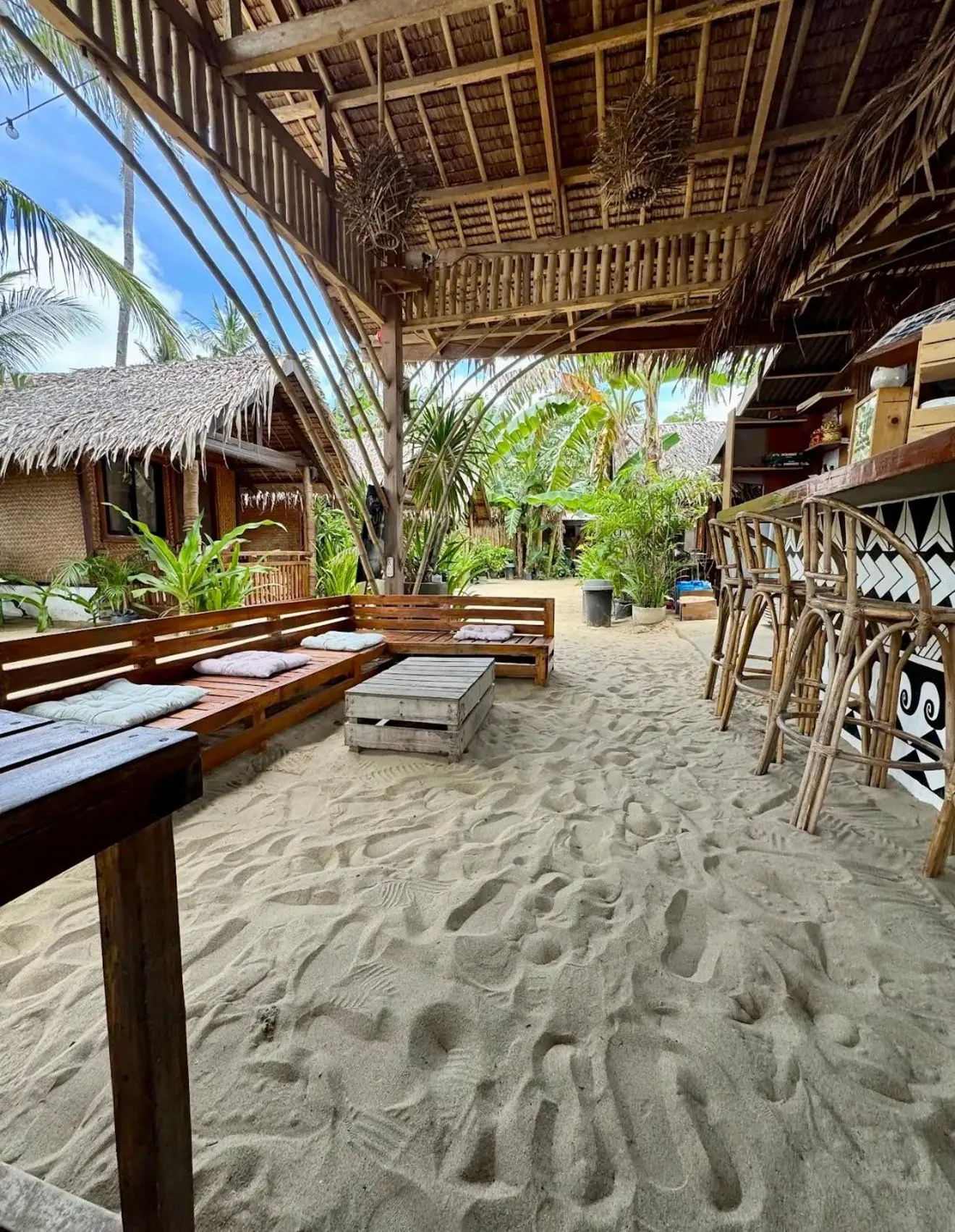 Zhaya's Beach & Cottages