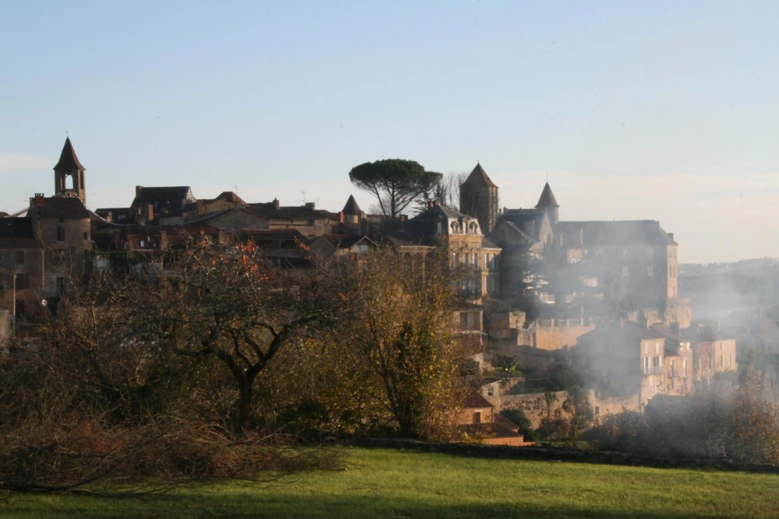 Area and facilities in Le Home