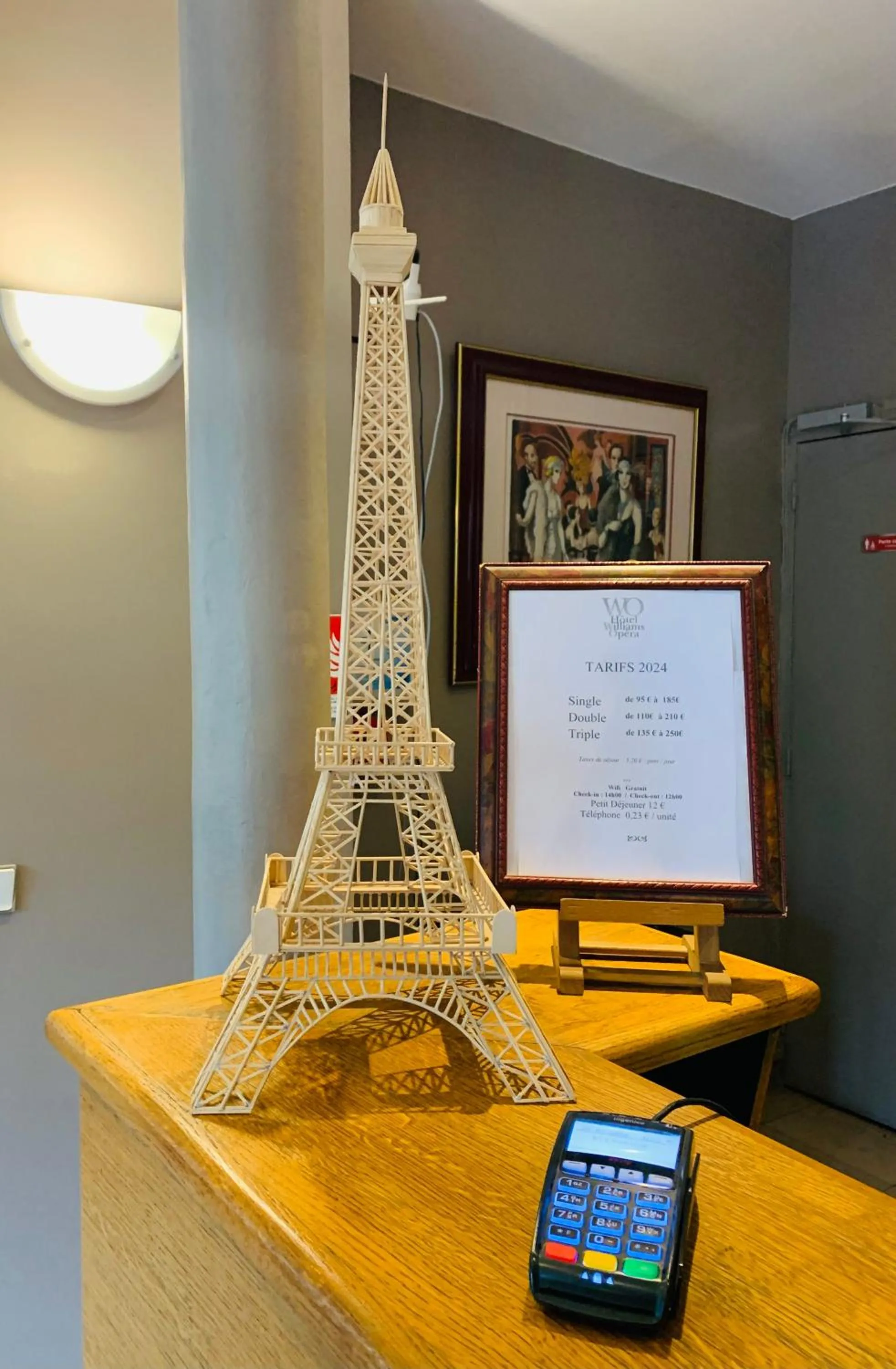 Decorative detail in Hotel William's Opera