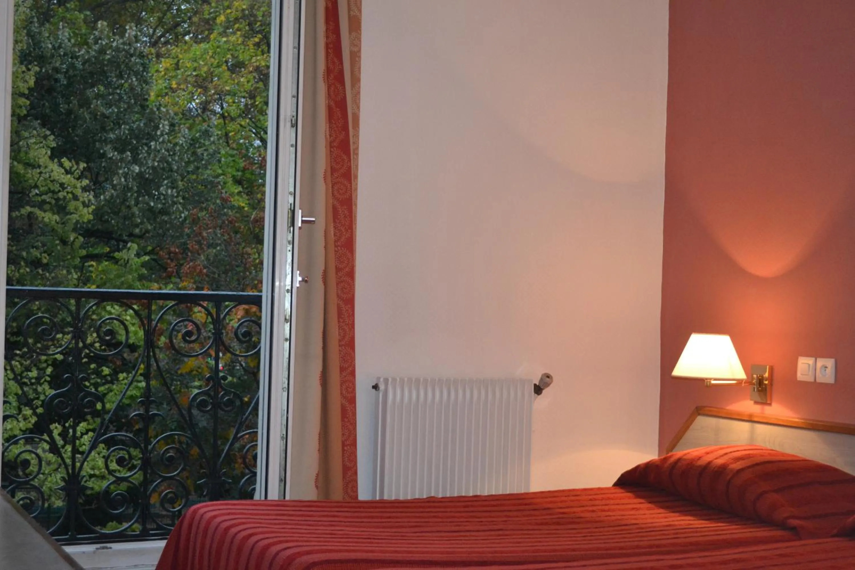 Bed in Hotel William's Opera