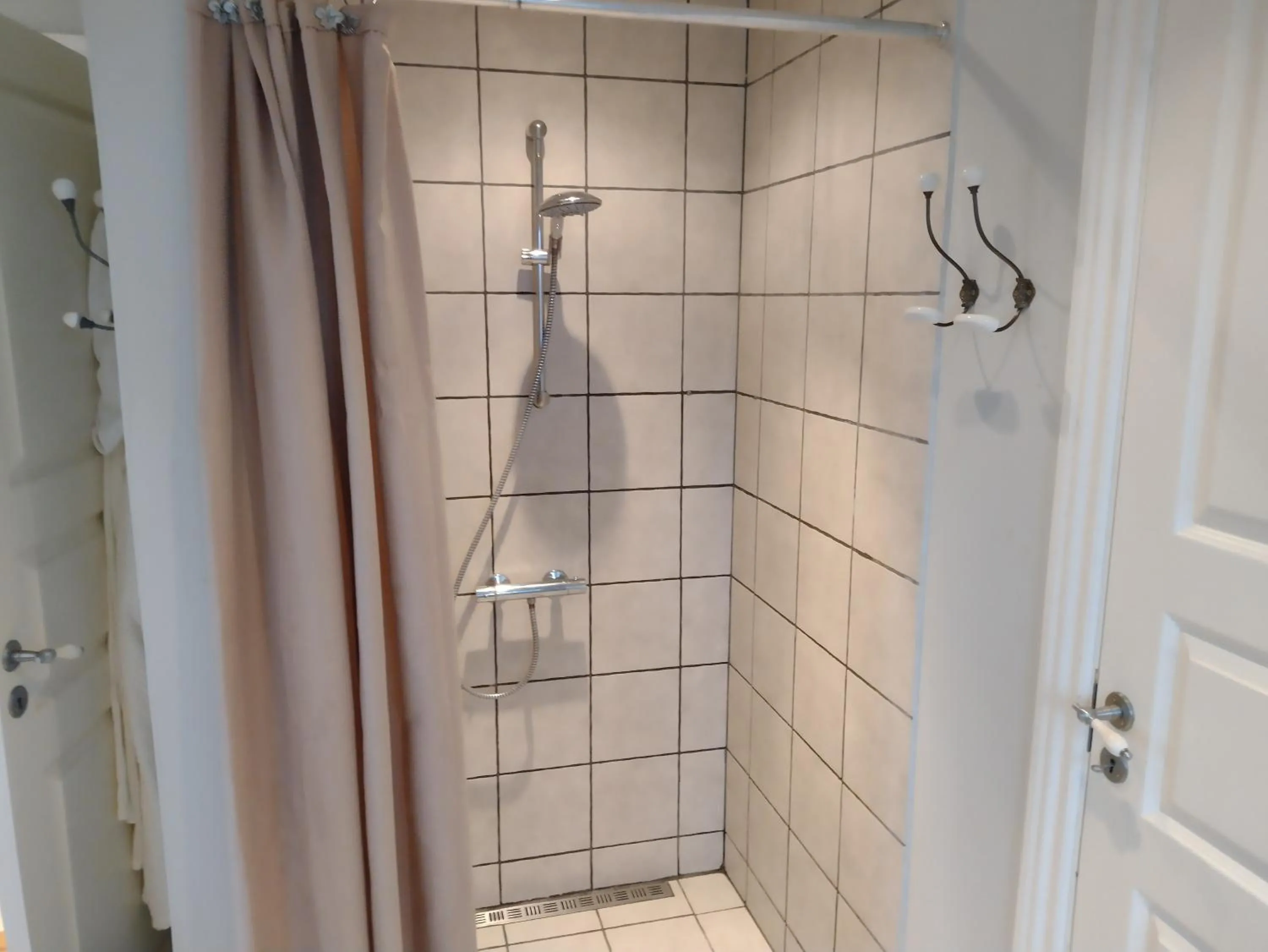 Shower in Den Gamle Apotekergaard