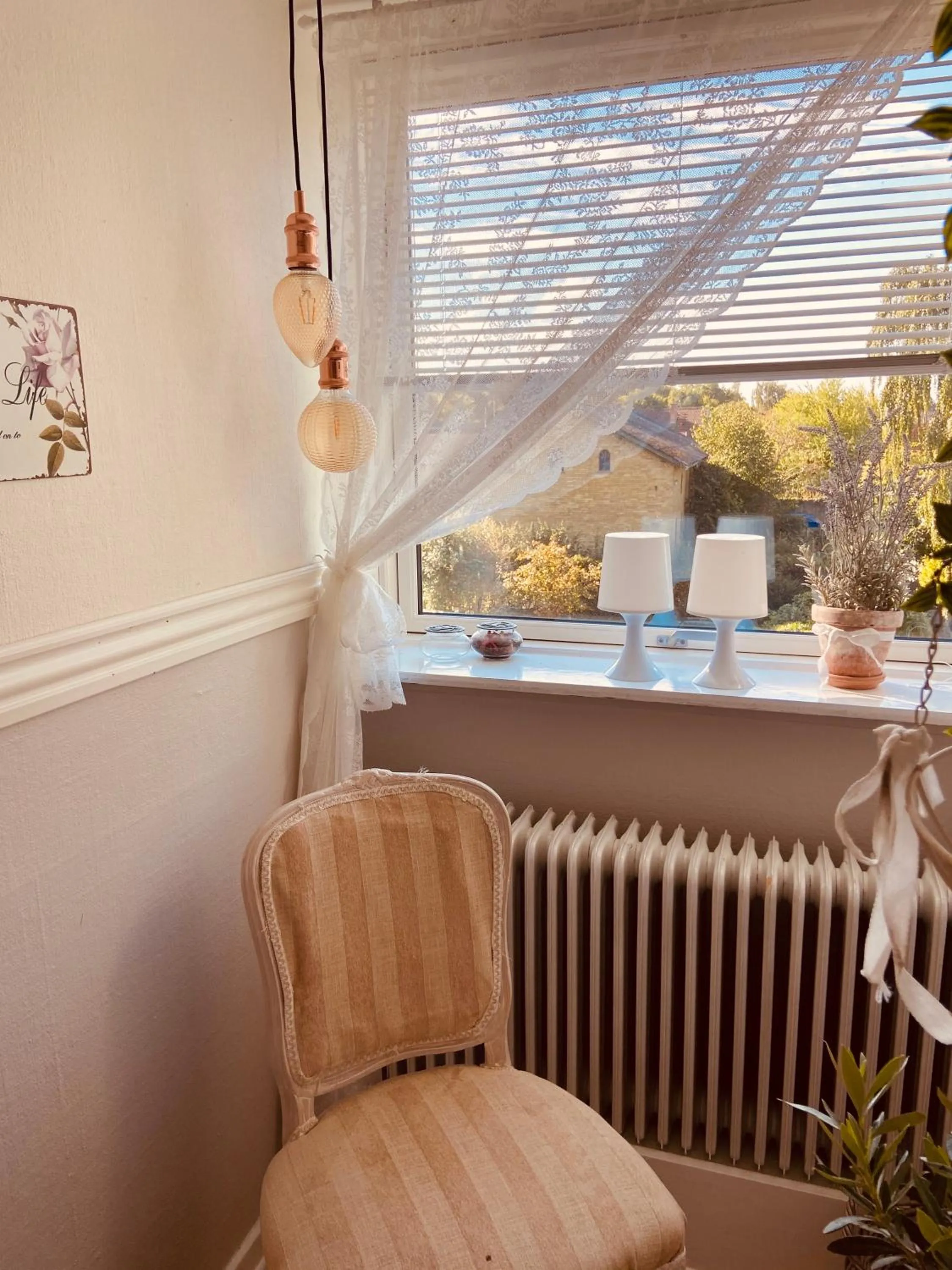 Seating area in Den Gamle Apotekergaard