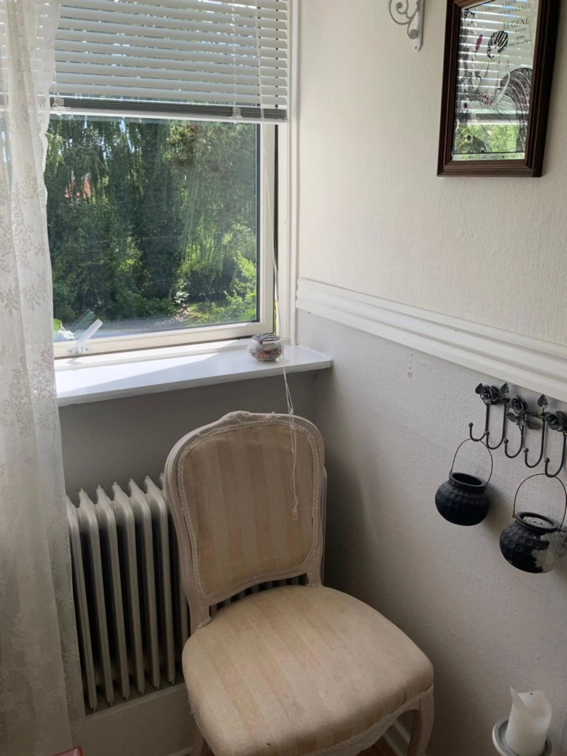 Communal lounge/ TV room in Den Gamle Apotekergaard