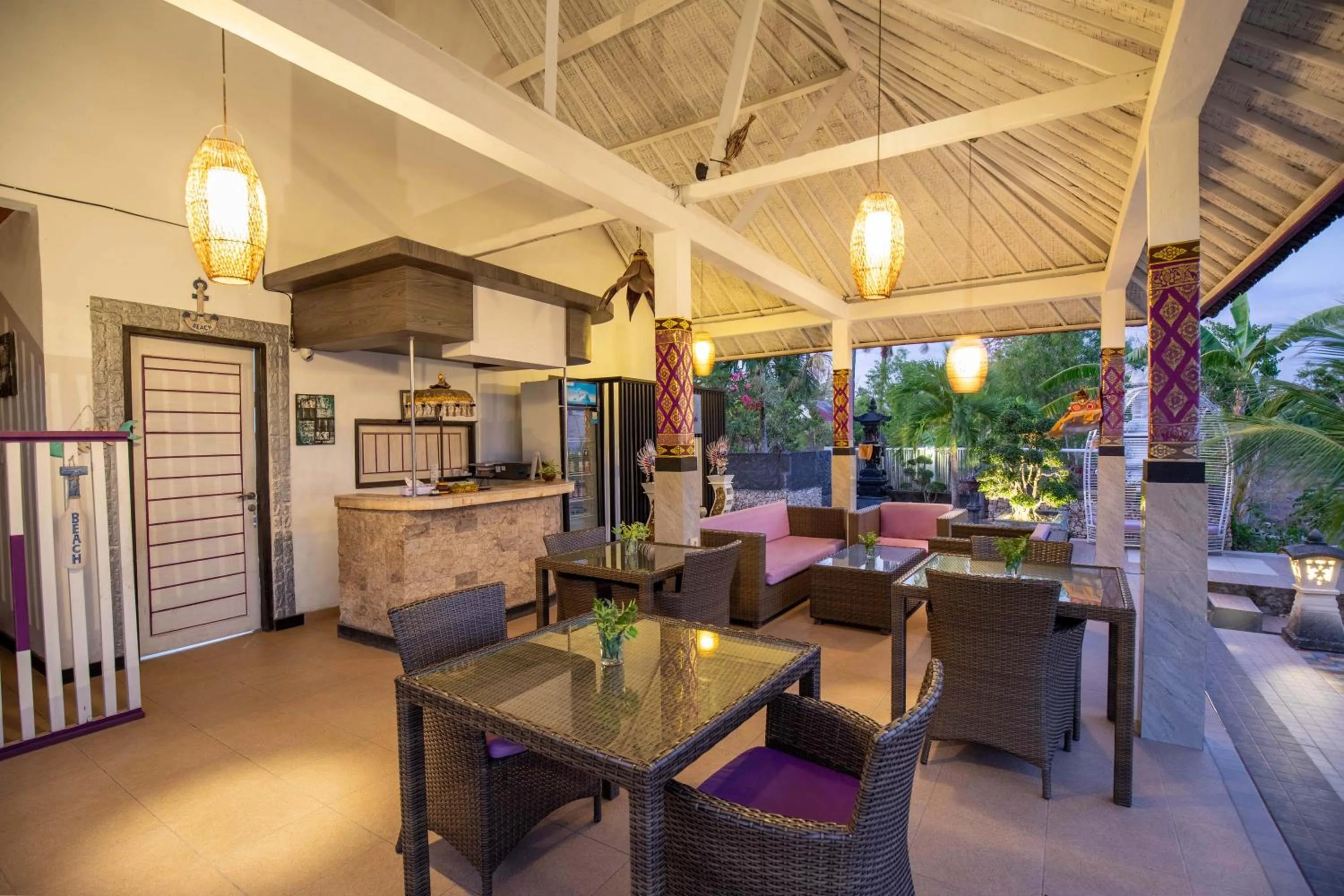 Dining area in Akusara Jungle Resort And Spa