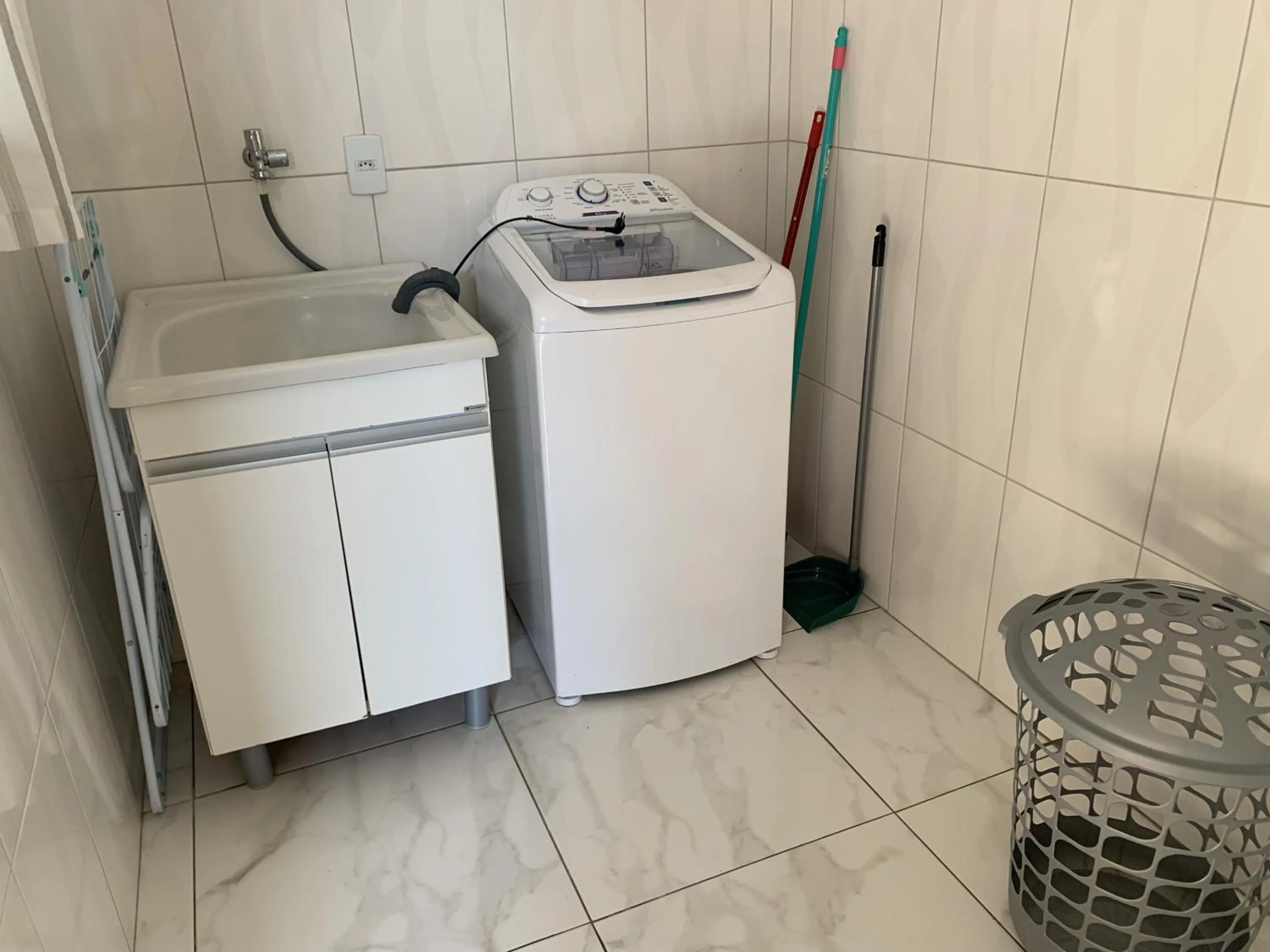 laundry in Casa do Lago - Condomínio de Casas para aluguel diário e de Temporada