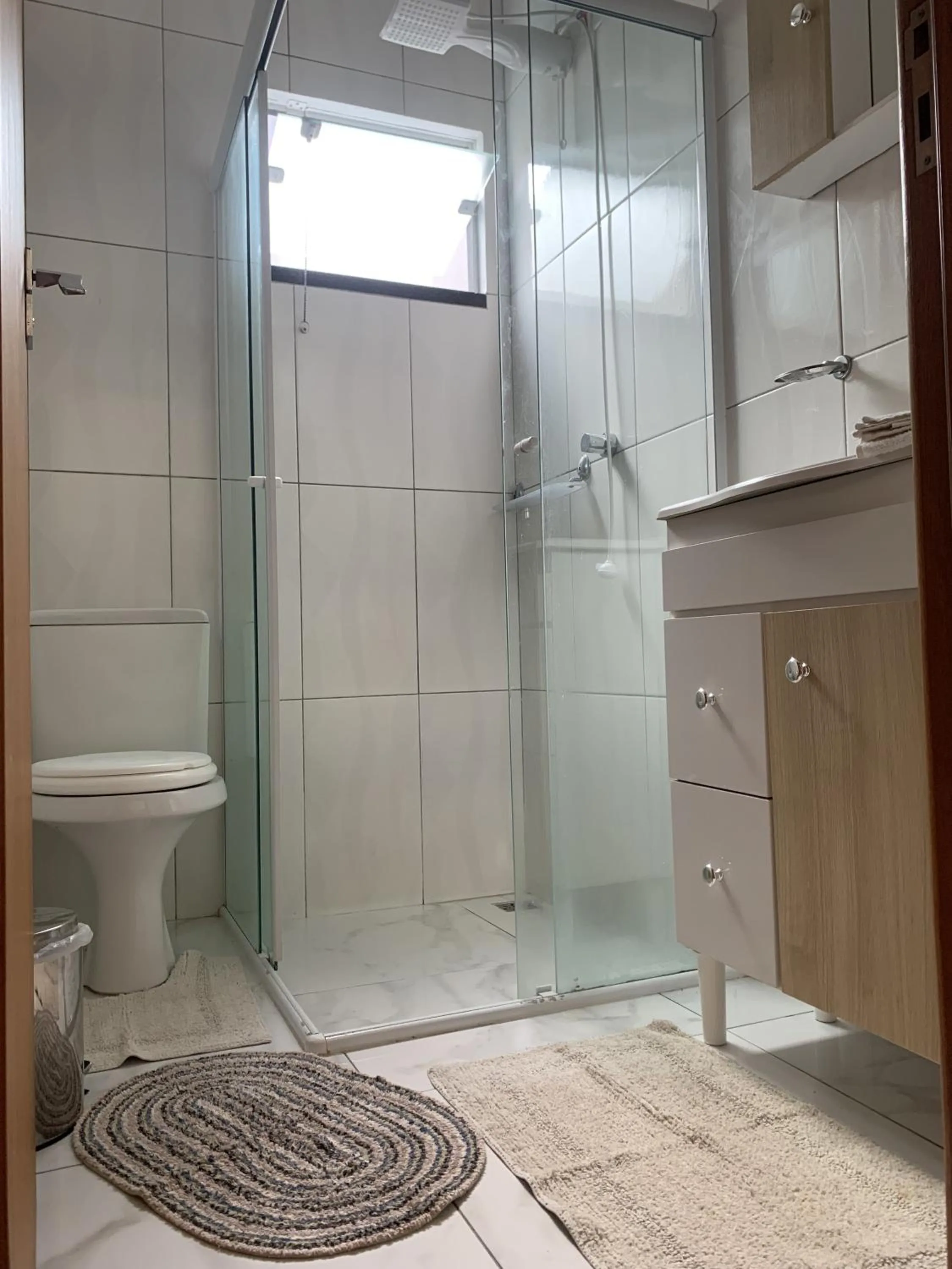 Shower in Casa do Lago - Condomínio de Casas para aluguel diário e de Temporada