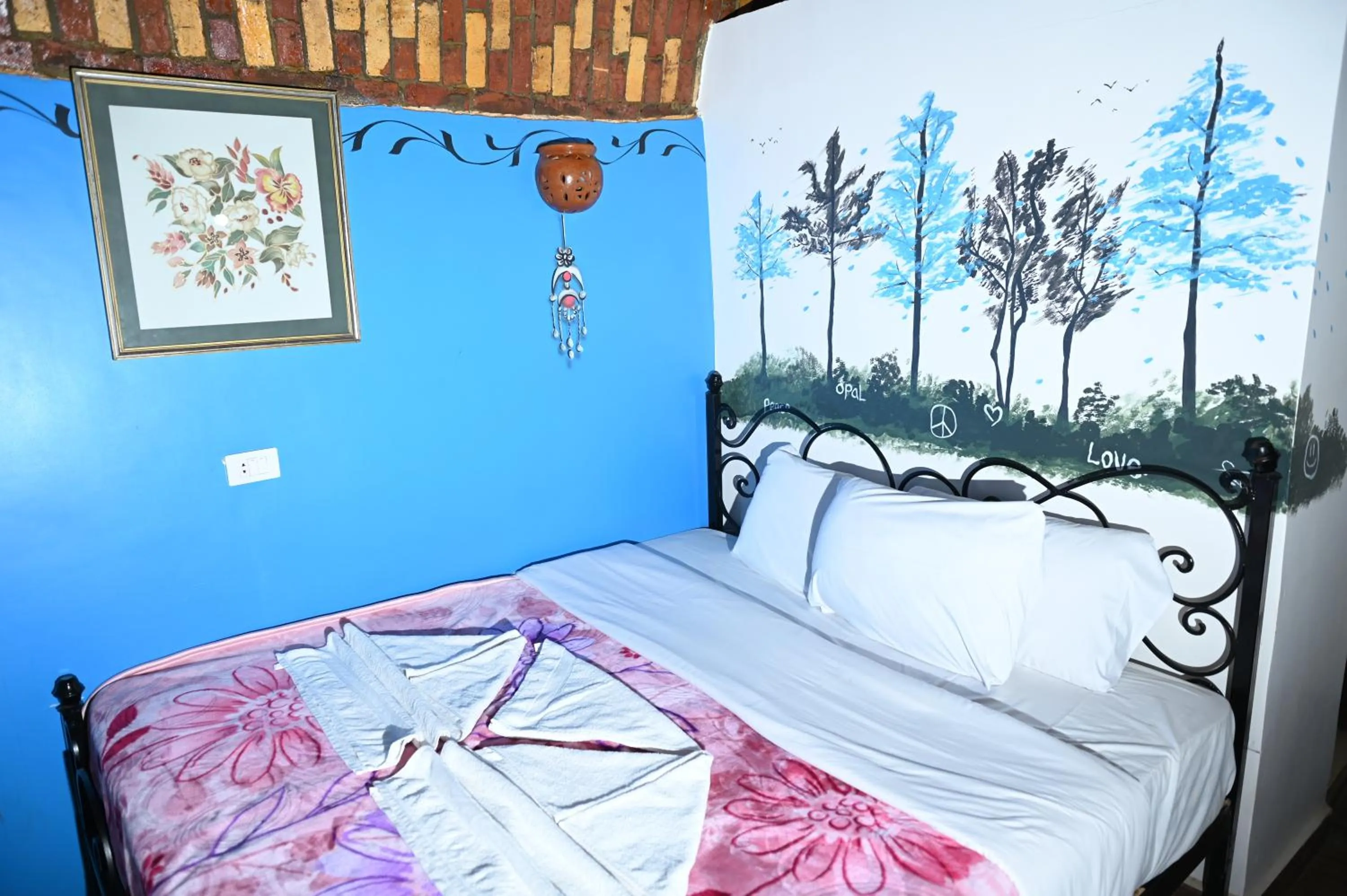 Bedroom, Bed in Opal privat nubian hotel