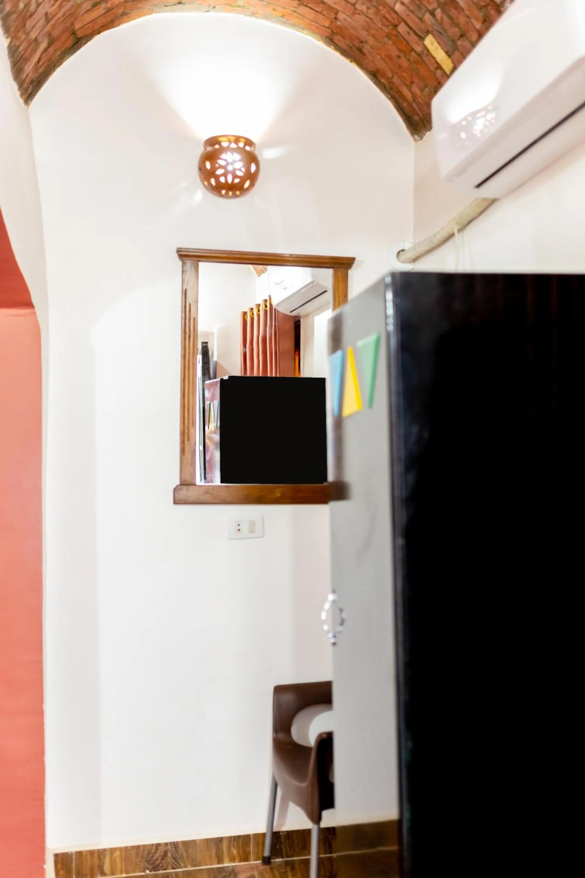 Communal lounge/ TV room in Opal privat nubian hotel