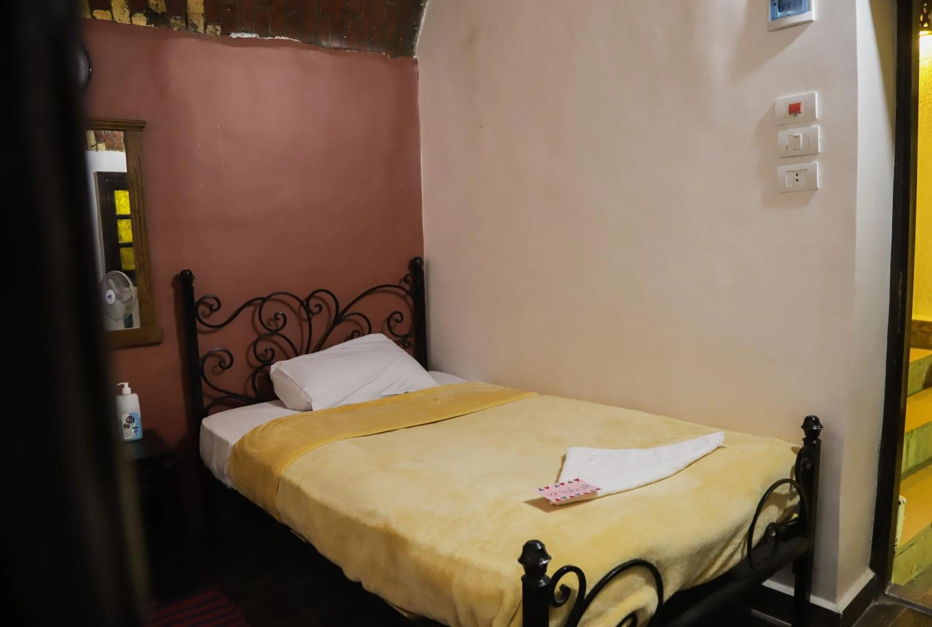 Bed in Opal privat nubian hotel