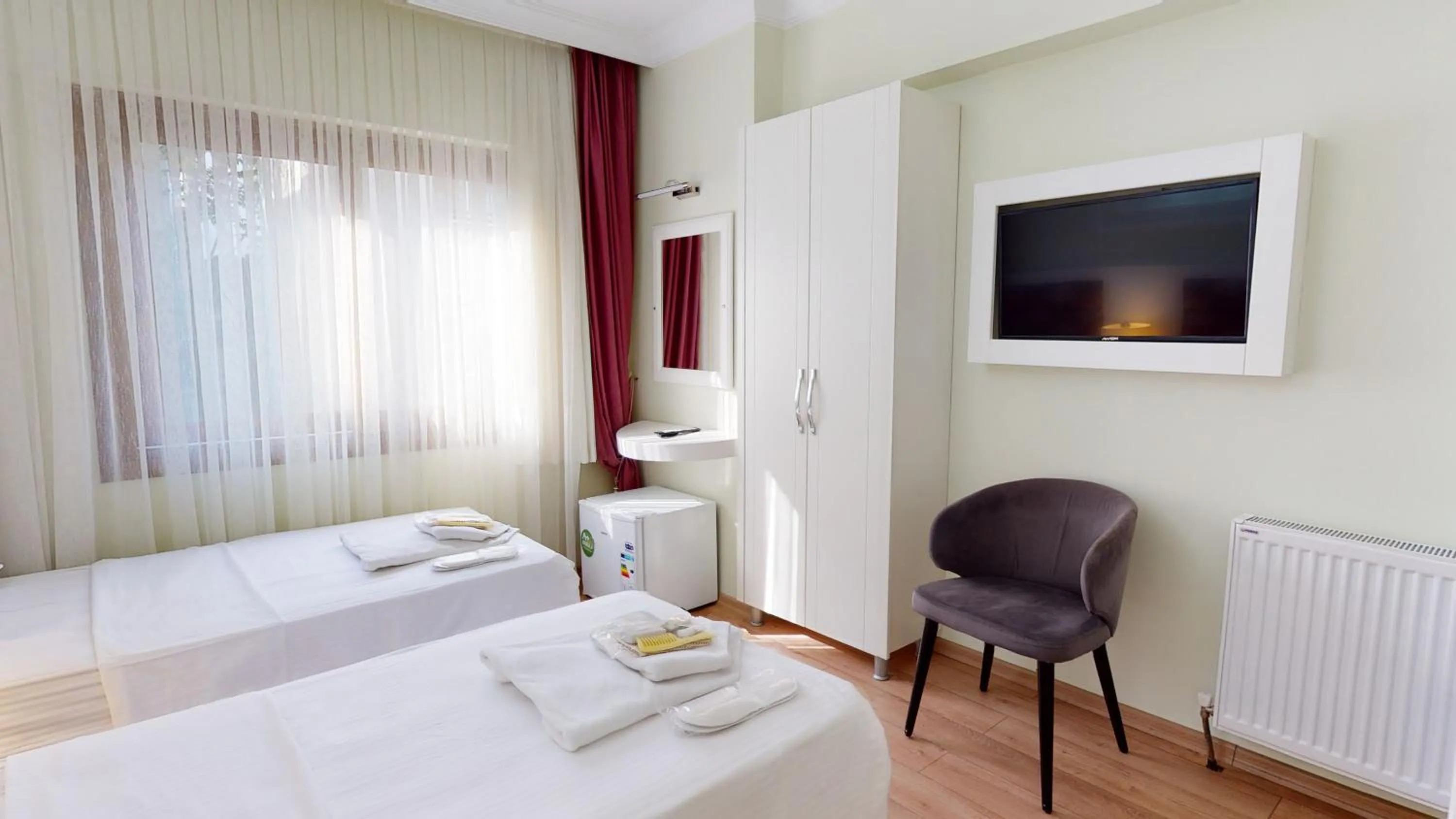 Bedroom, Bed in The Wolf Hotel