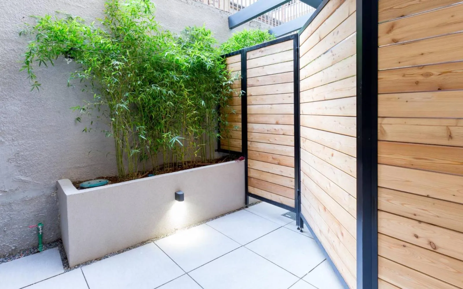 Patio in Teanna Lux Apartments