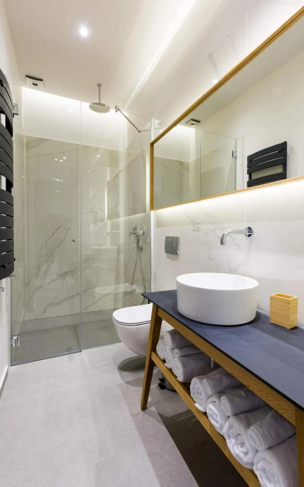 Bathroom in Teanna Lux Apartments