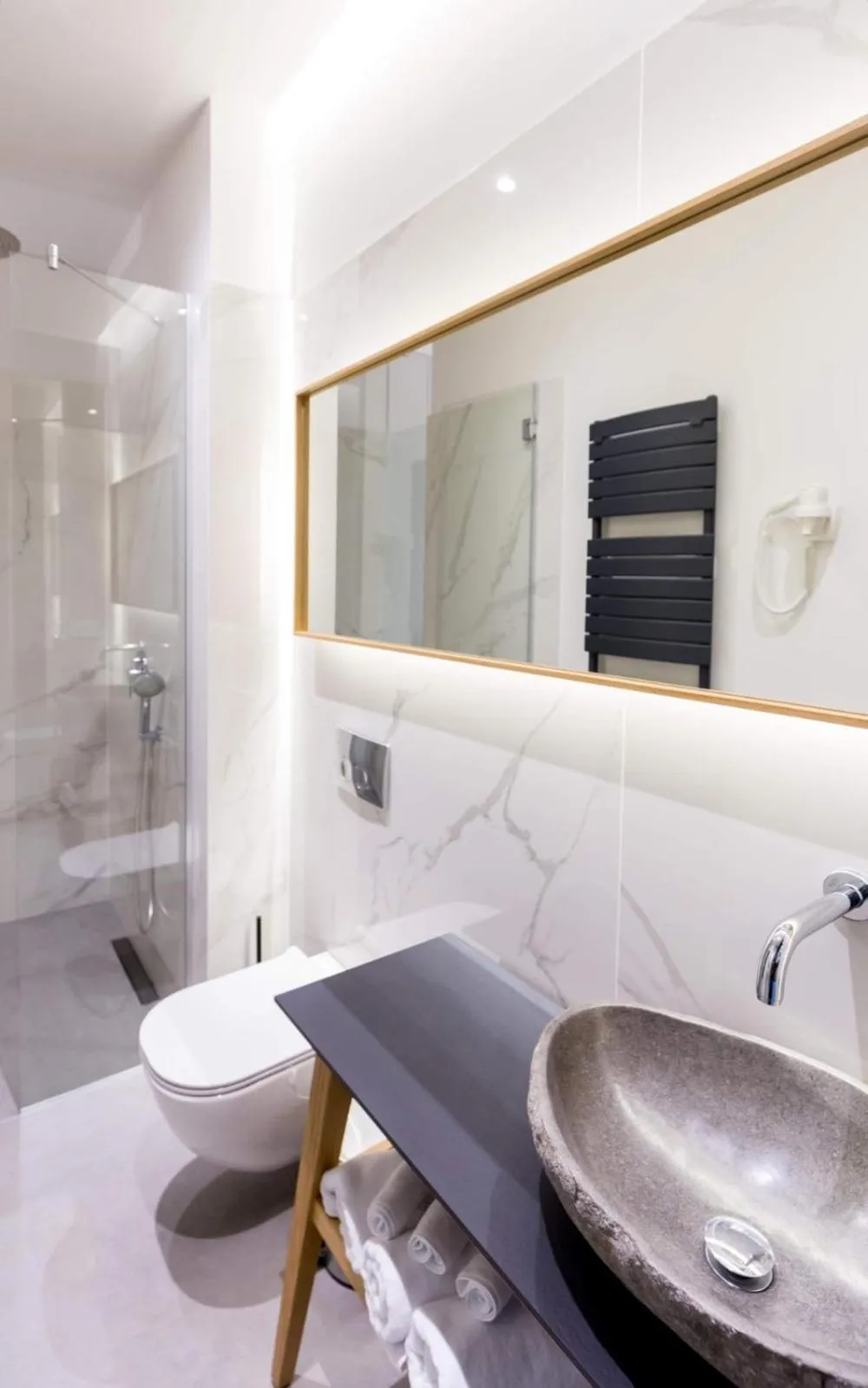 Bathroom in Teanna Lux Apartments