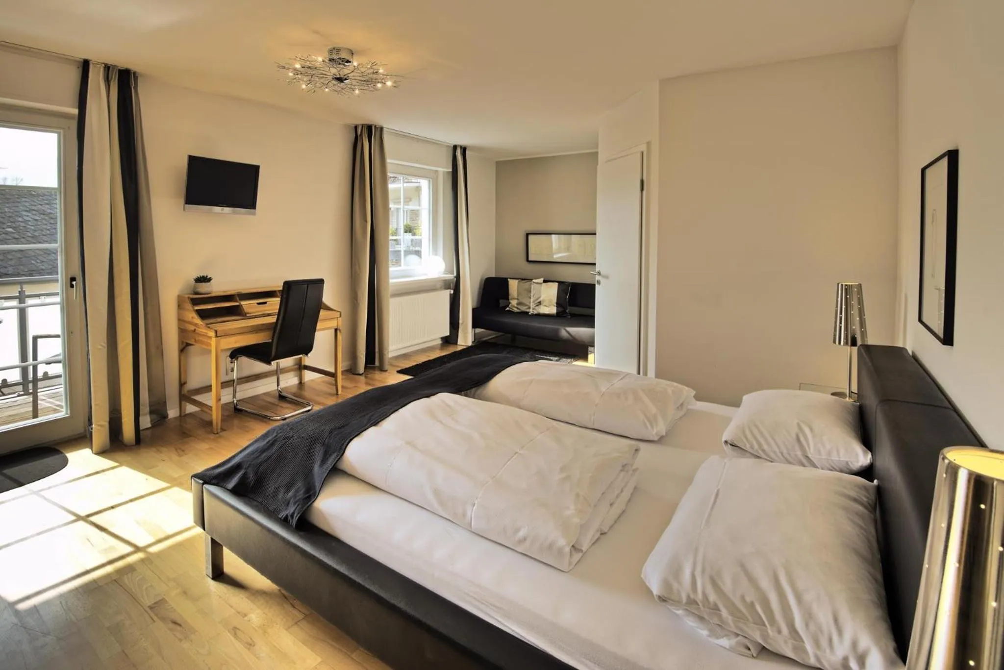 Bedroom, Bed in Weingut & Gästehaus Christoph Clüsserath