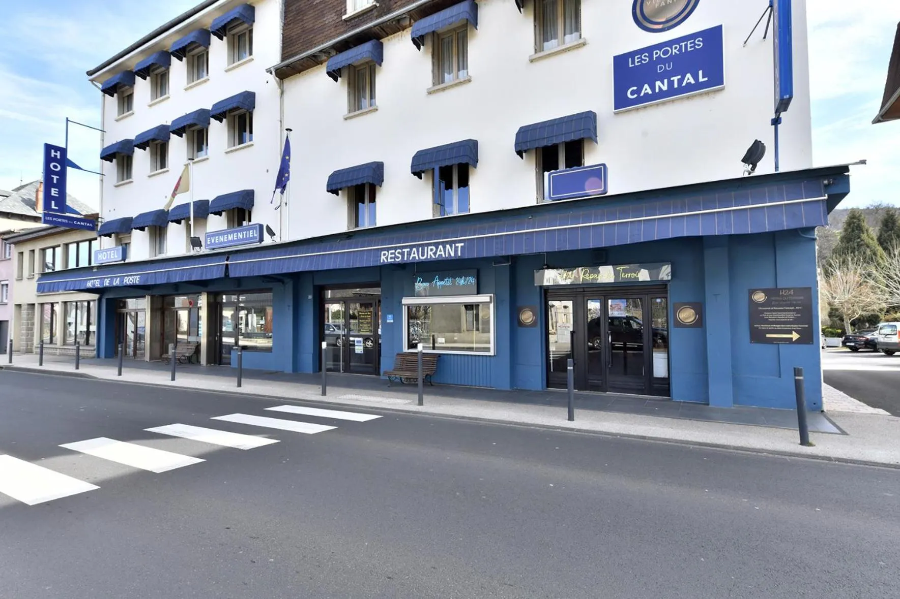 Property building in Les Portes du Cantal