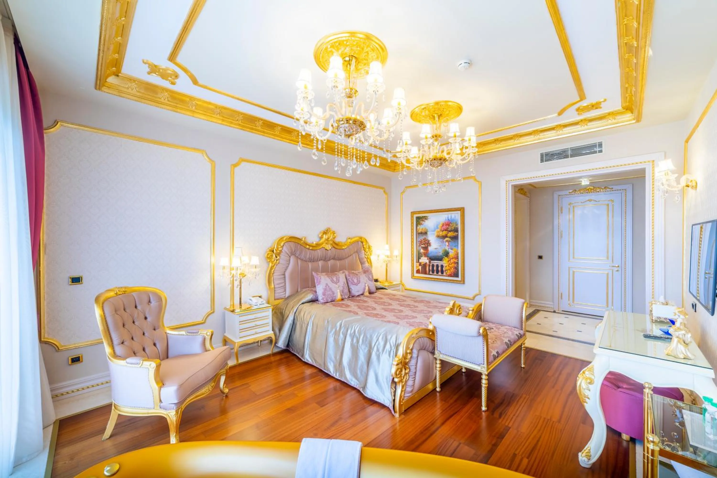 Bed in The Plaza Bodrum