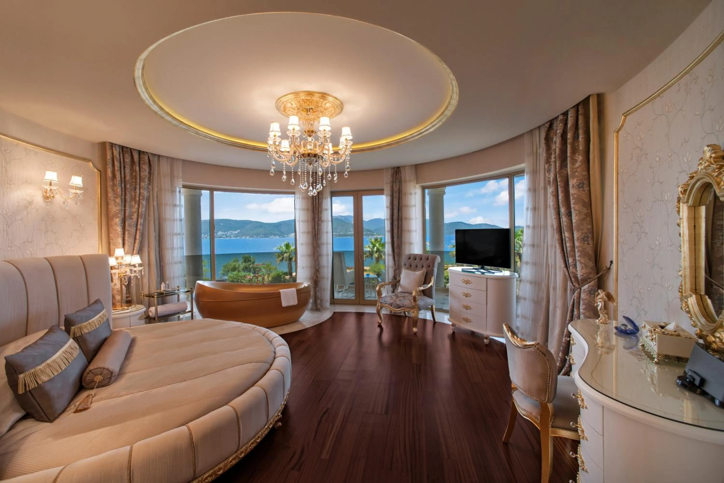 Bedroom in The Plaza Bodrum