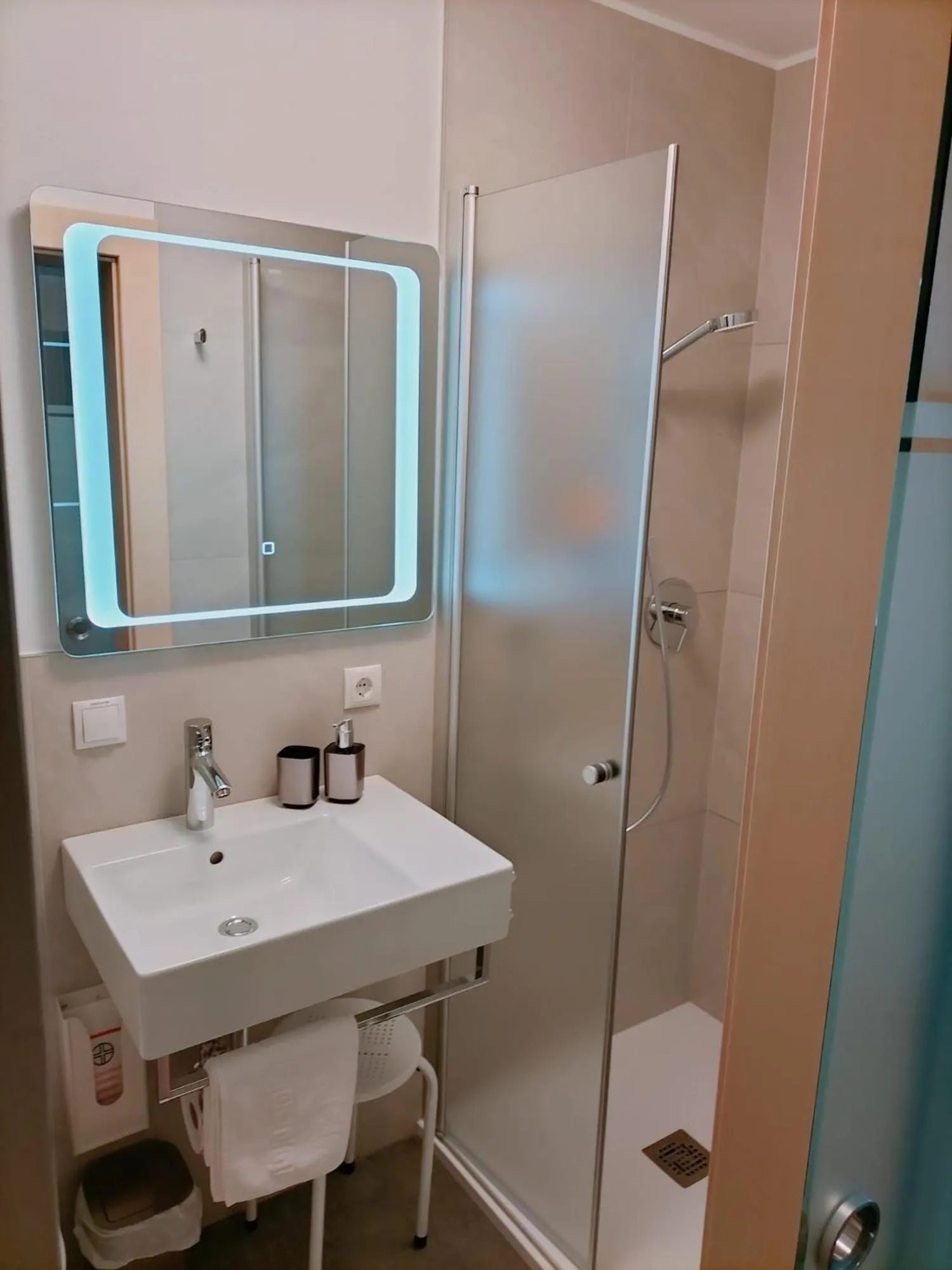 Bathroom in Garni Apparthotel St Valentin