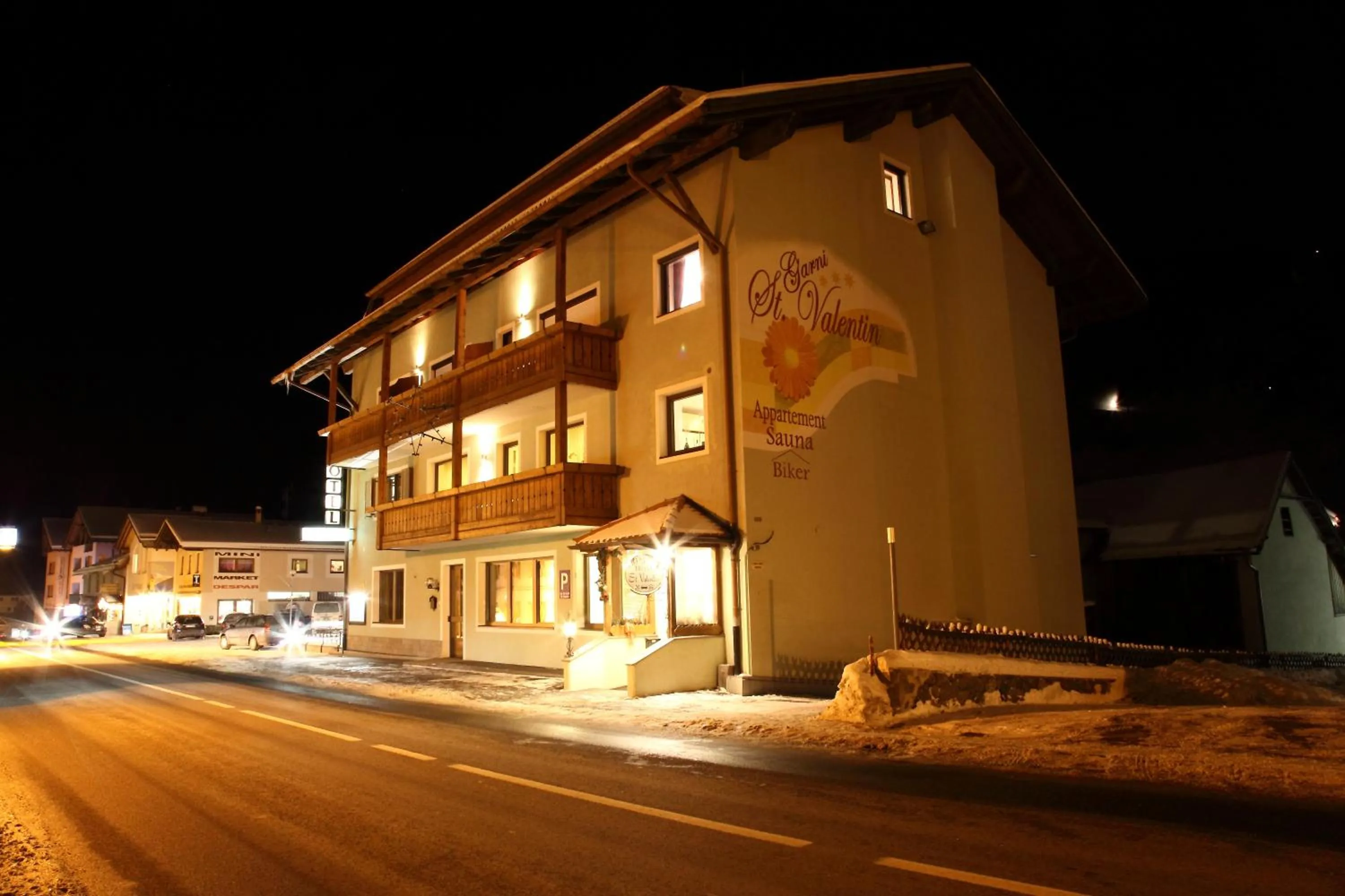 Property building in Garni Apparthotel St Valentin