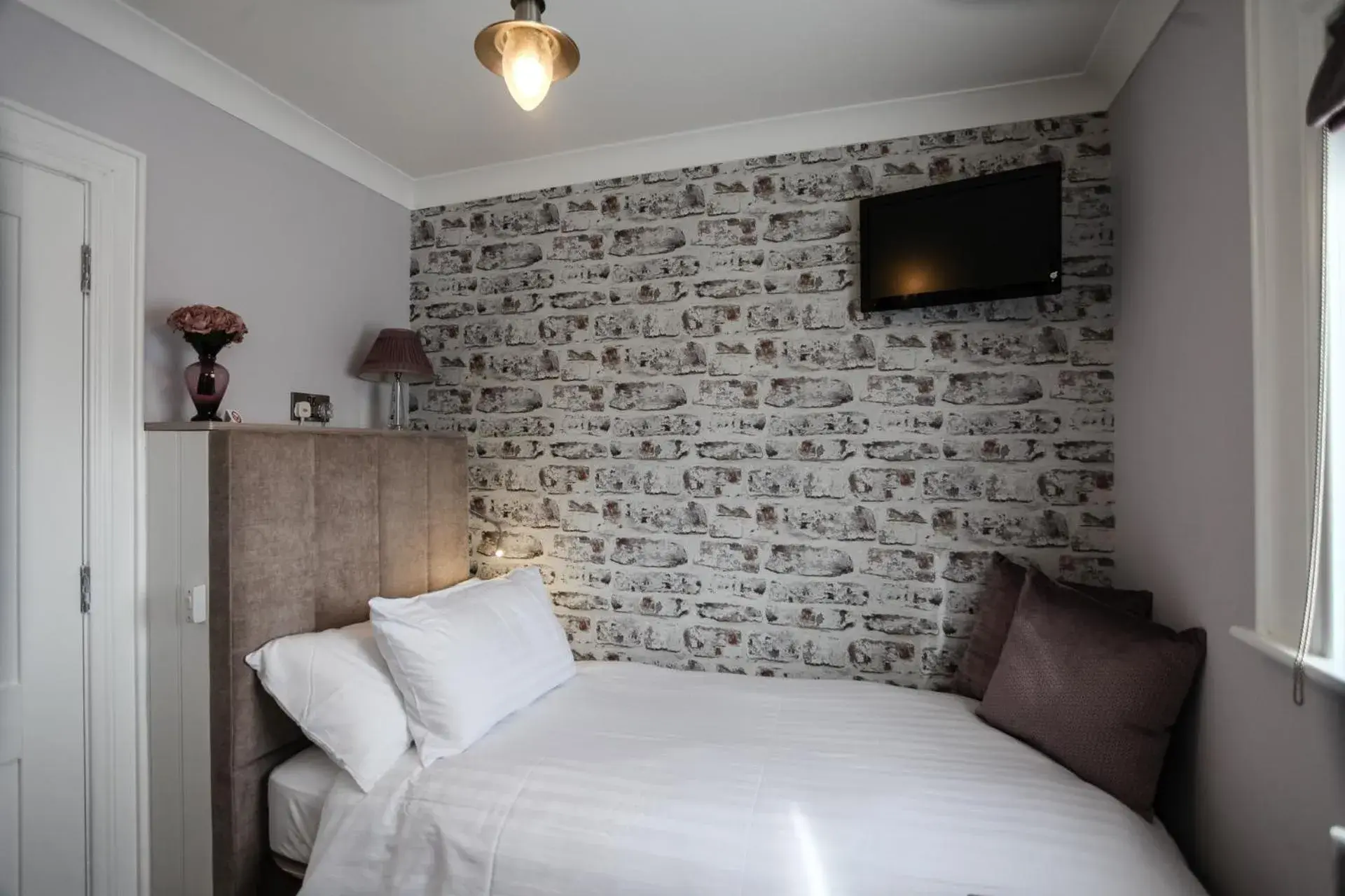 Twin Room - single occupancy in Anvershiel House Twin Room - single occupancy in Anvershiel House