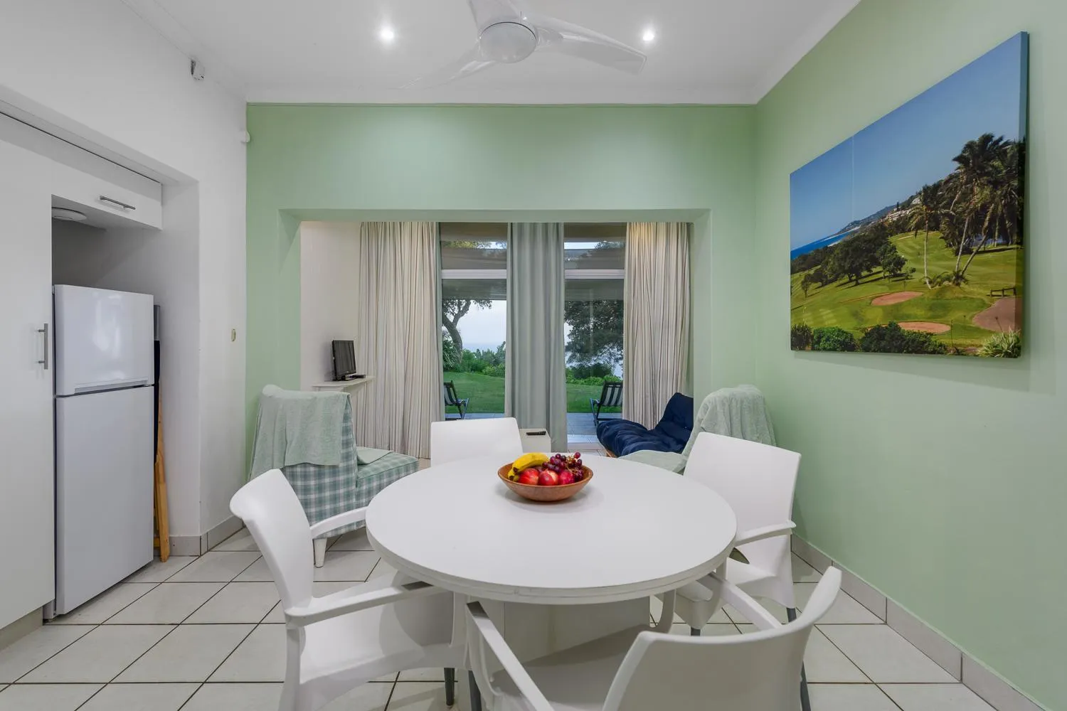 Dining area in Albatross Guesthouse