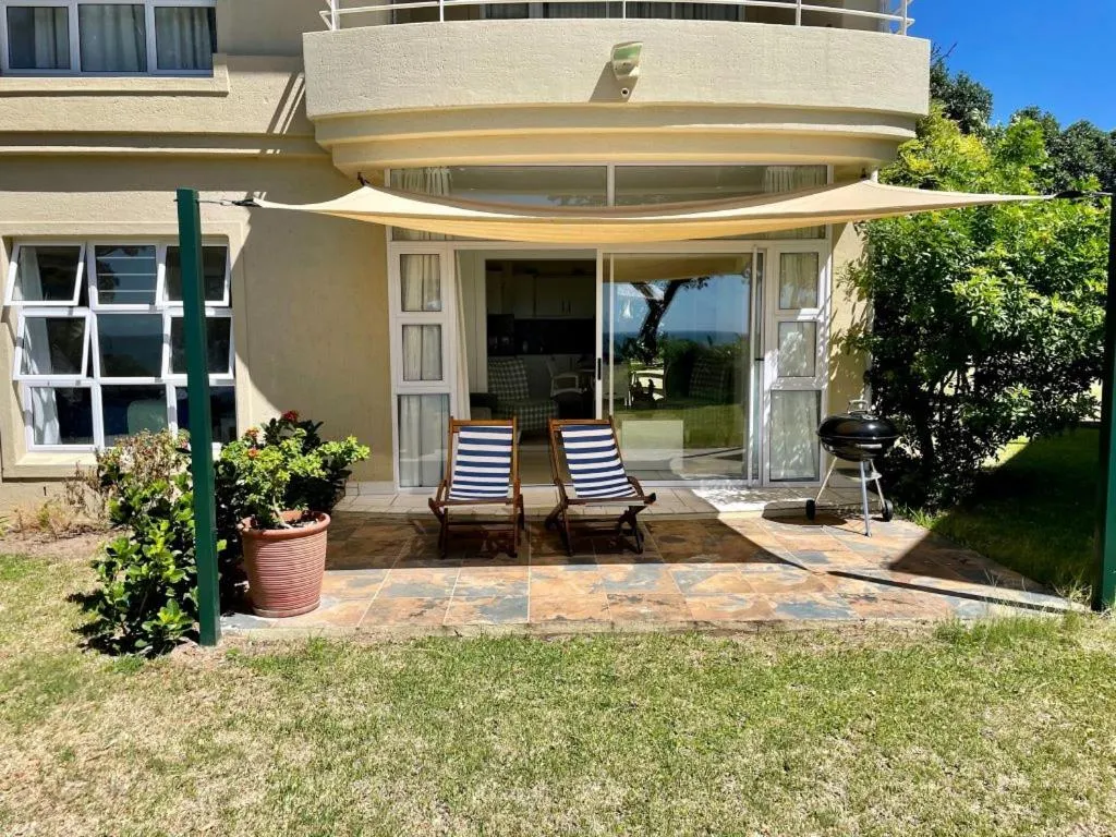 Balcony/Terrace in Albatross Guesthouse