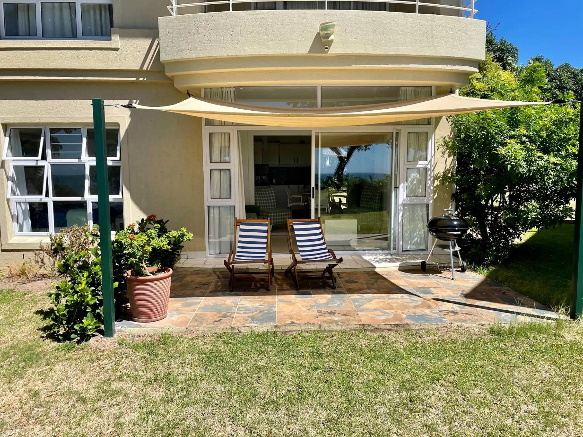 Patio in Albatross Guesthouse