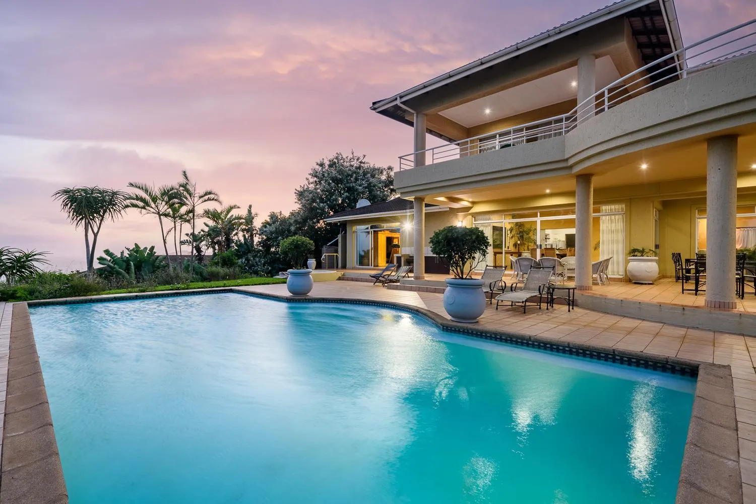 Swimming pool in Albatross Guesthouse