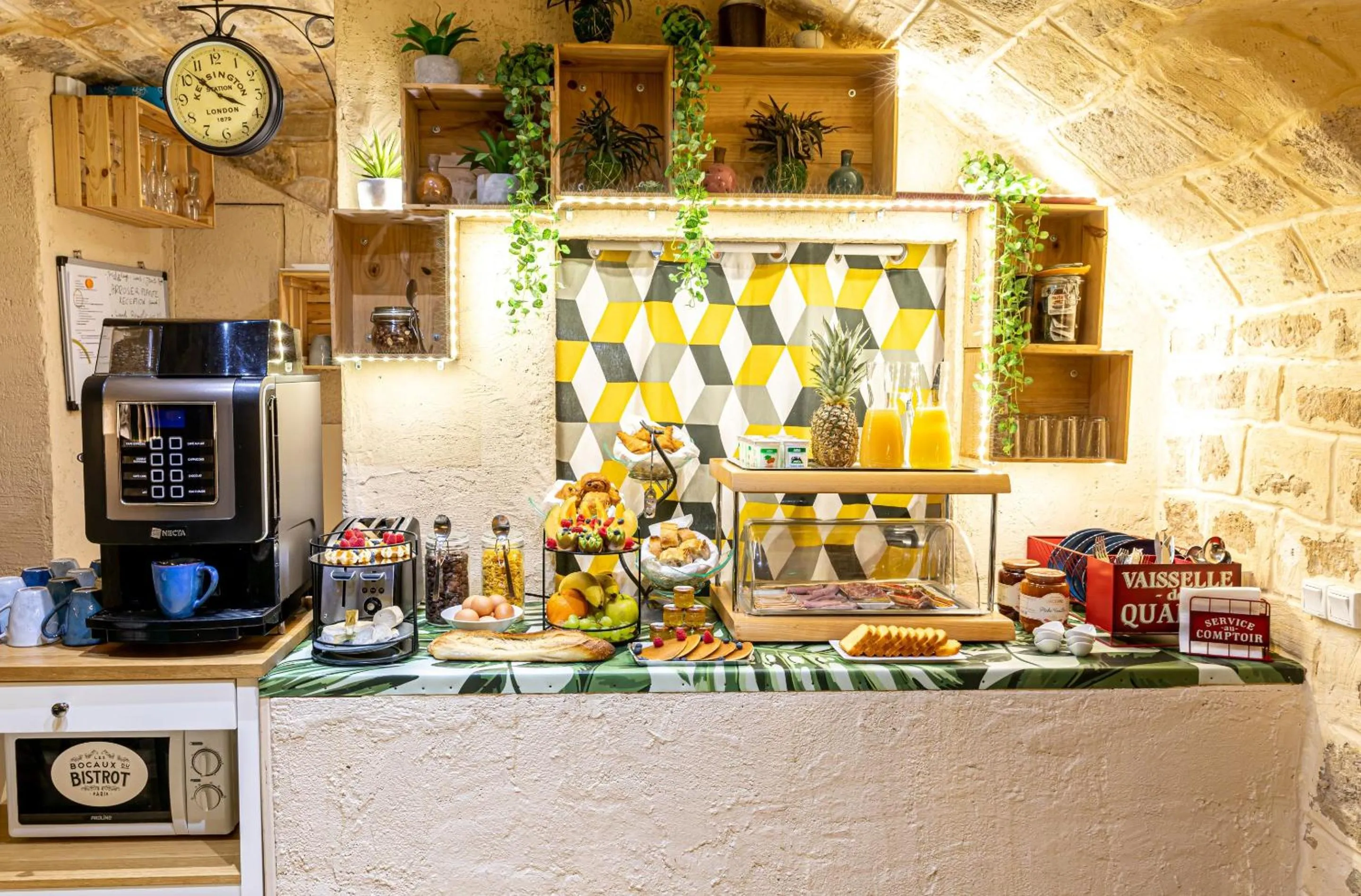 Food in Hotel Romance Malesherbes by Patrick Hayat