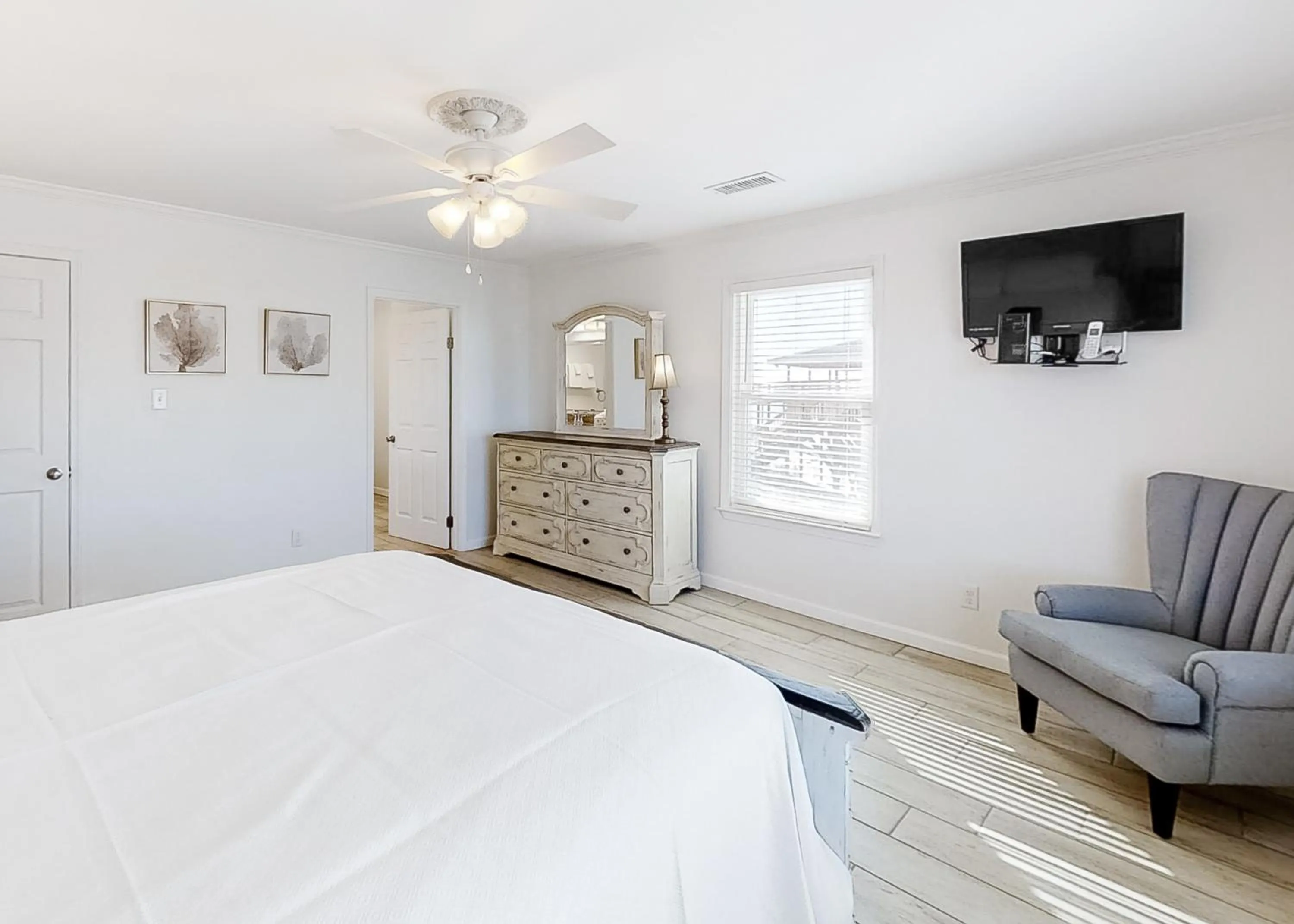 Bed in Ala. White Sands by Meyer Vacation Rentals