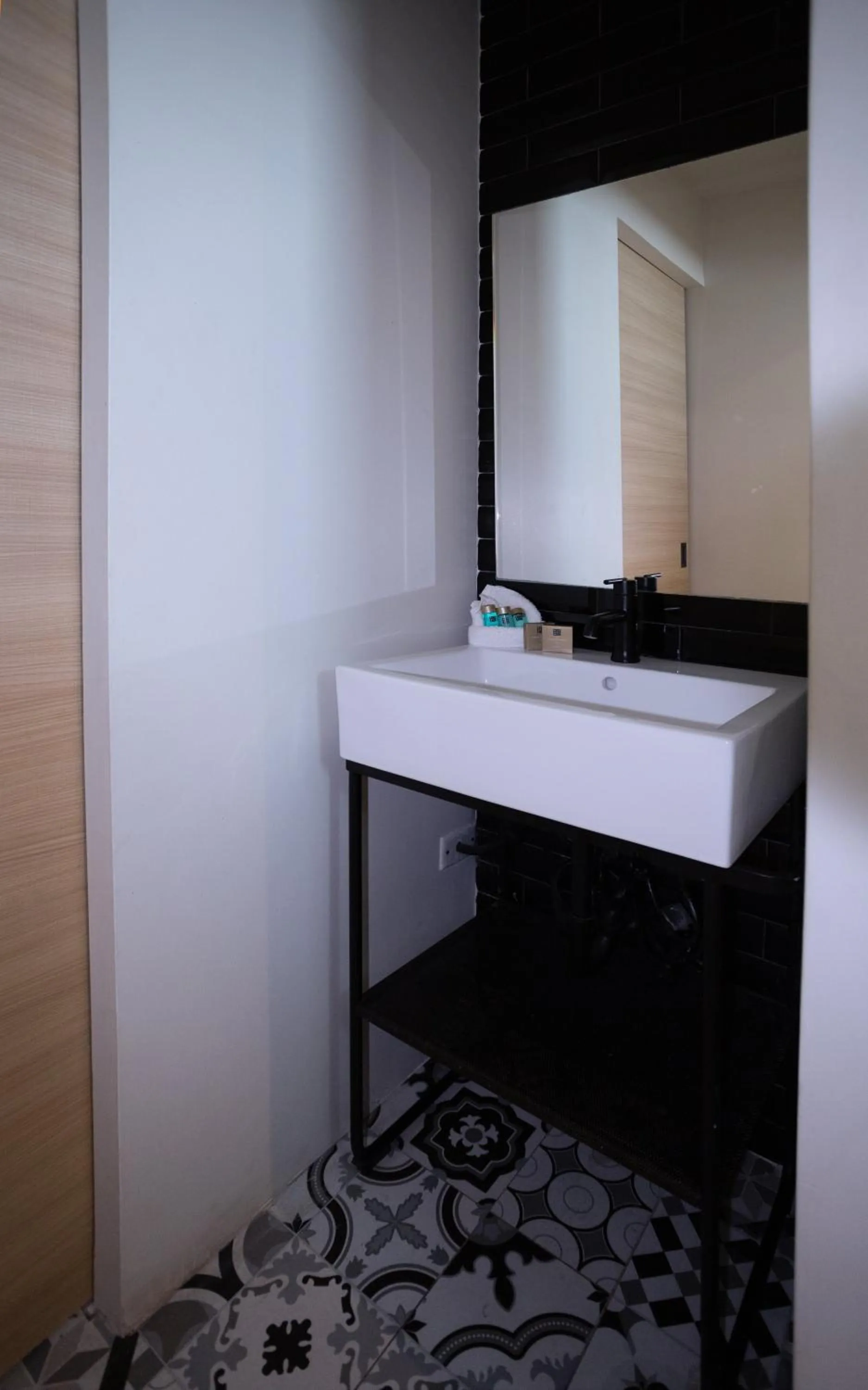 Bathroom in The Ivy Hotel