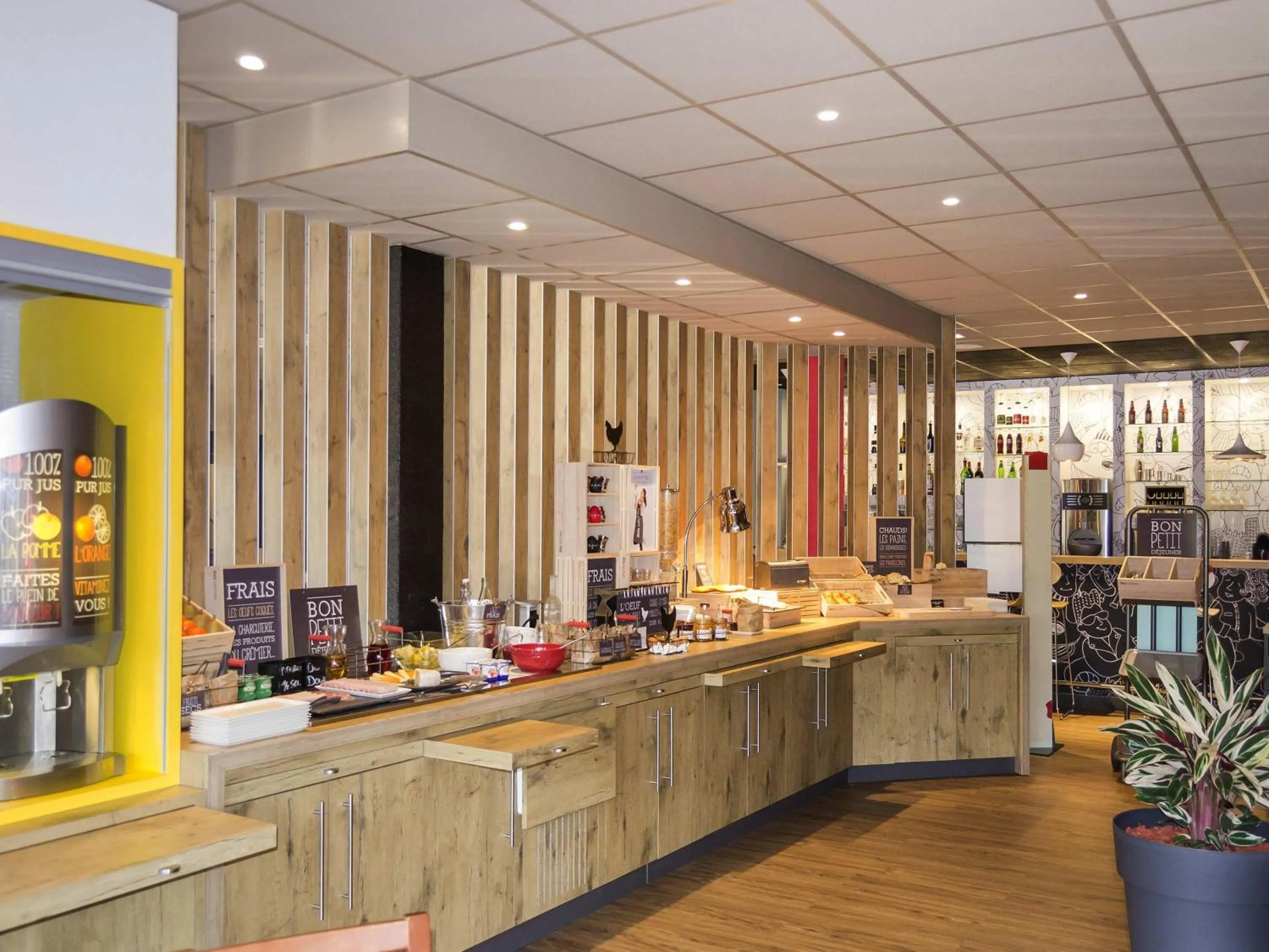 Restaurant/places to eat in ibis Egletons