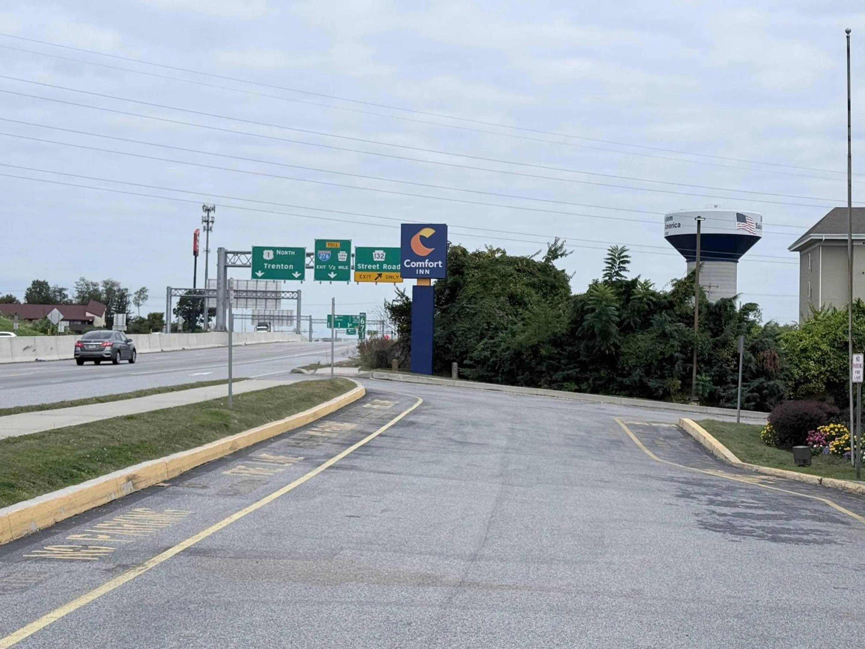 Property building in Comfort Inn Feasterville - Trevose