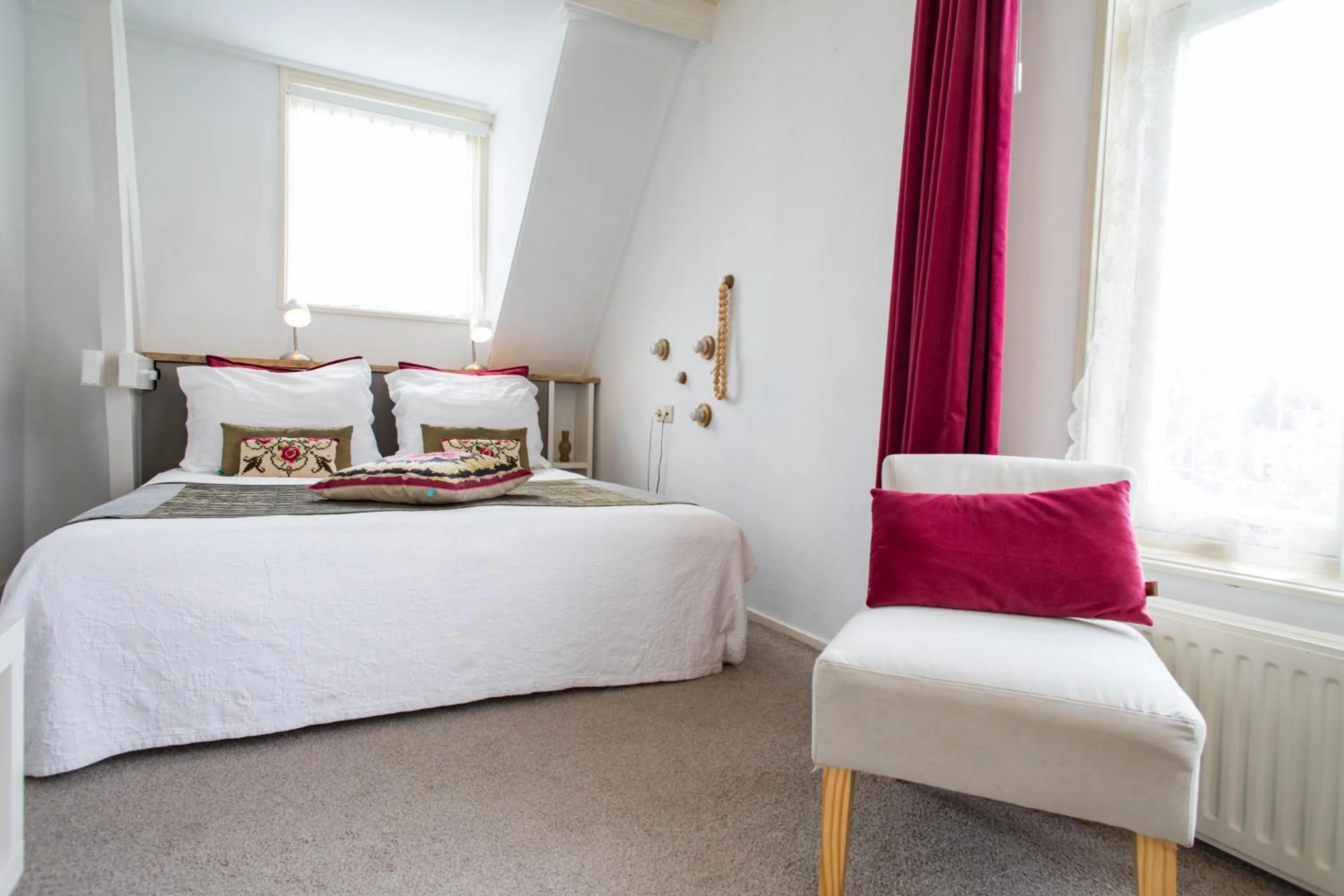 Bed in Hotel Restaurant Taverne