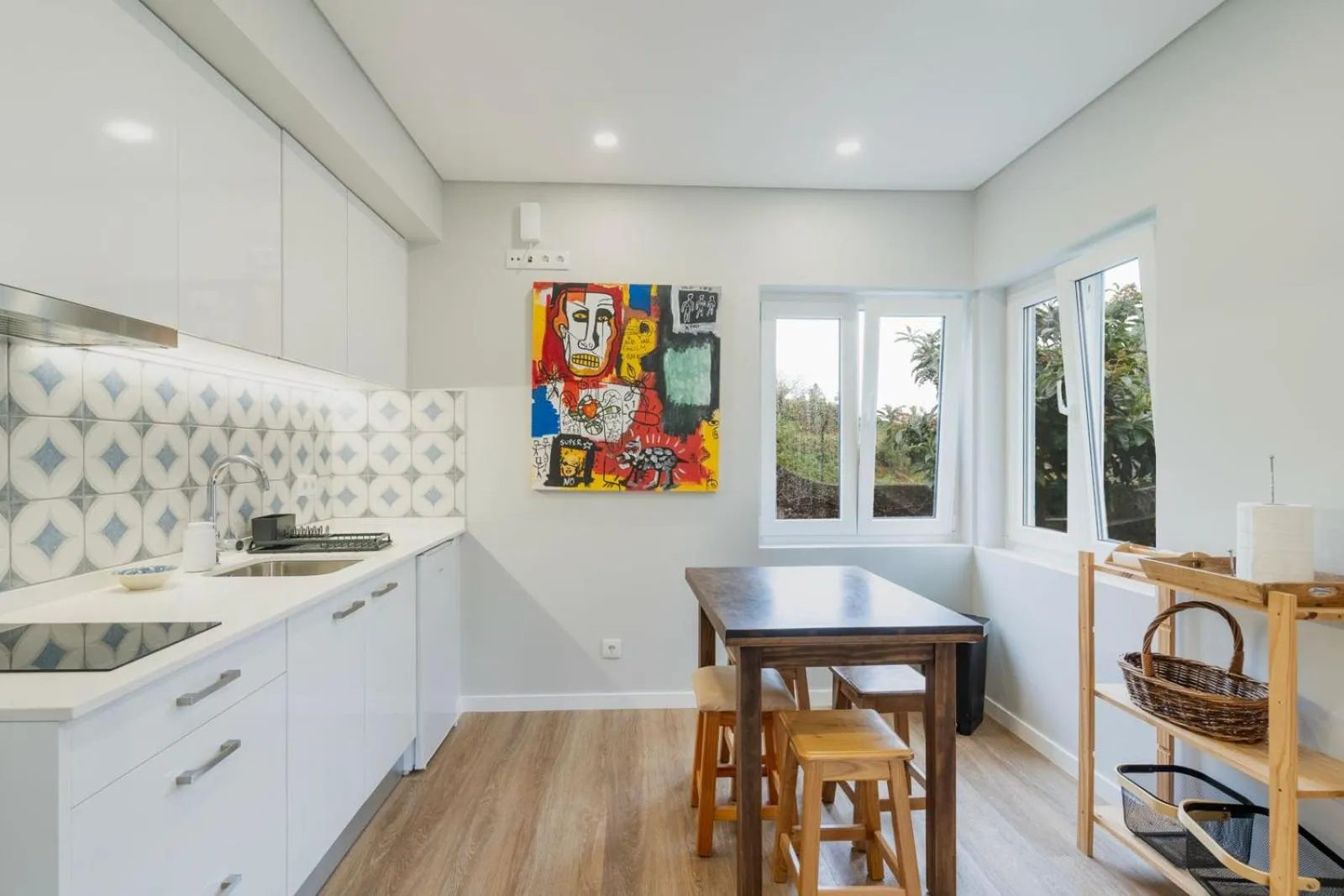 Kitchen or kitchenette in Madeira Surf Lodge