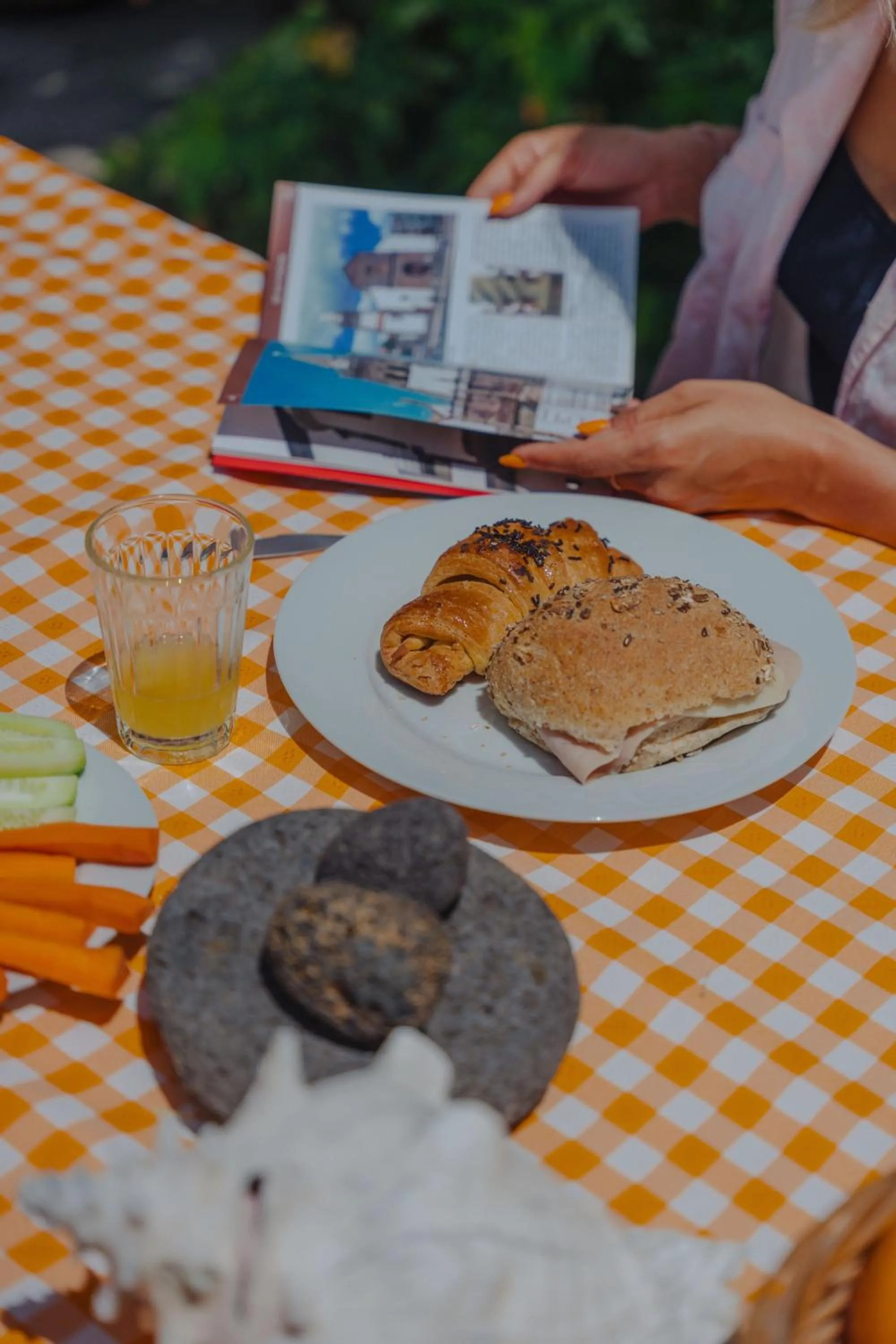 Food and drinks in Madeira Surf Lodge