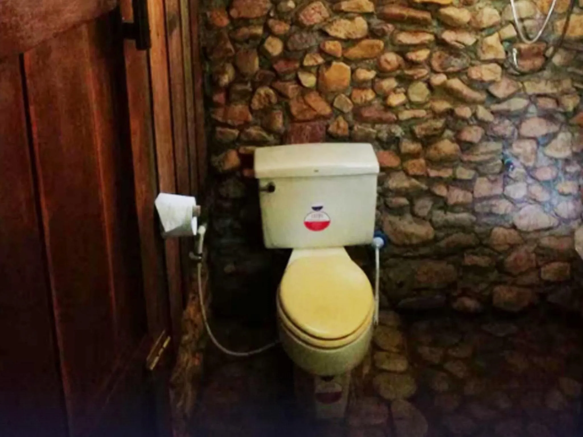 Toilet in Bonhomie Beach Cottage