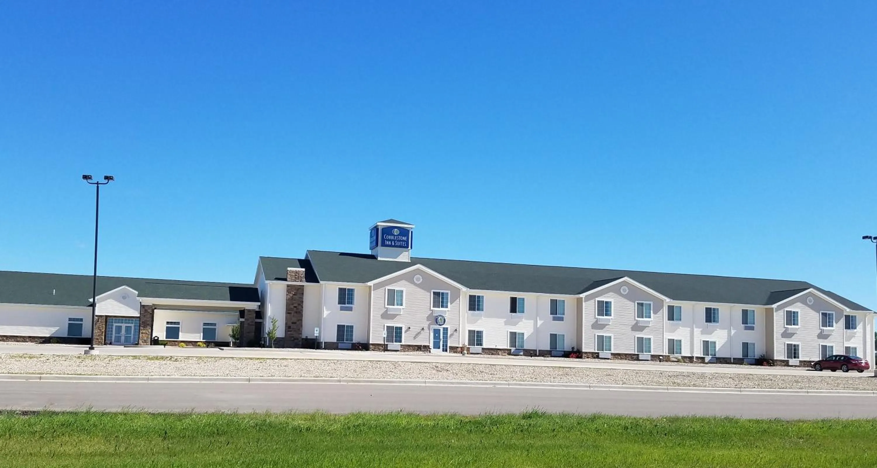 Property building in Cobblestone Inn & Suites - Bottineau